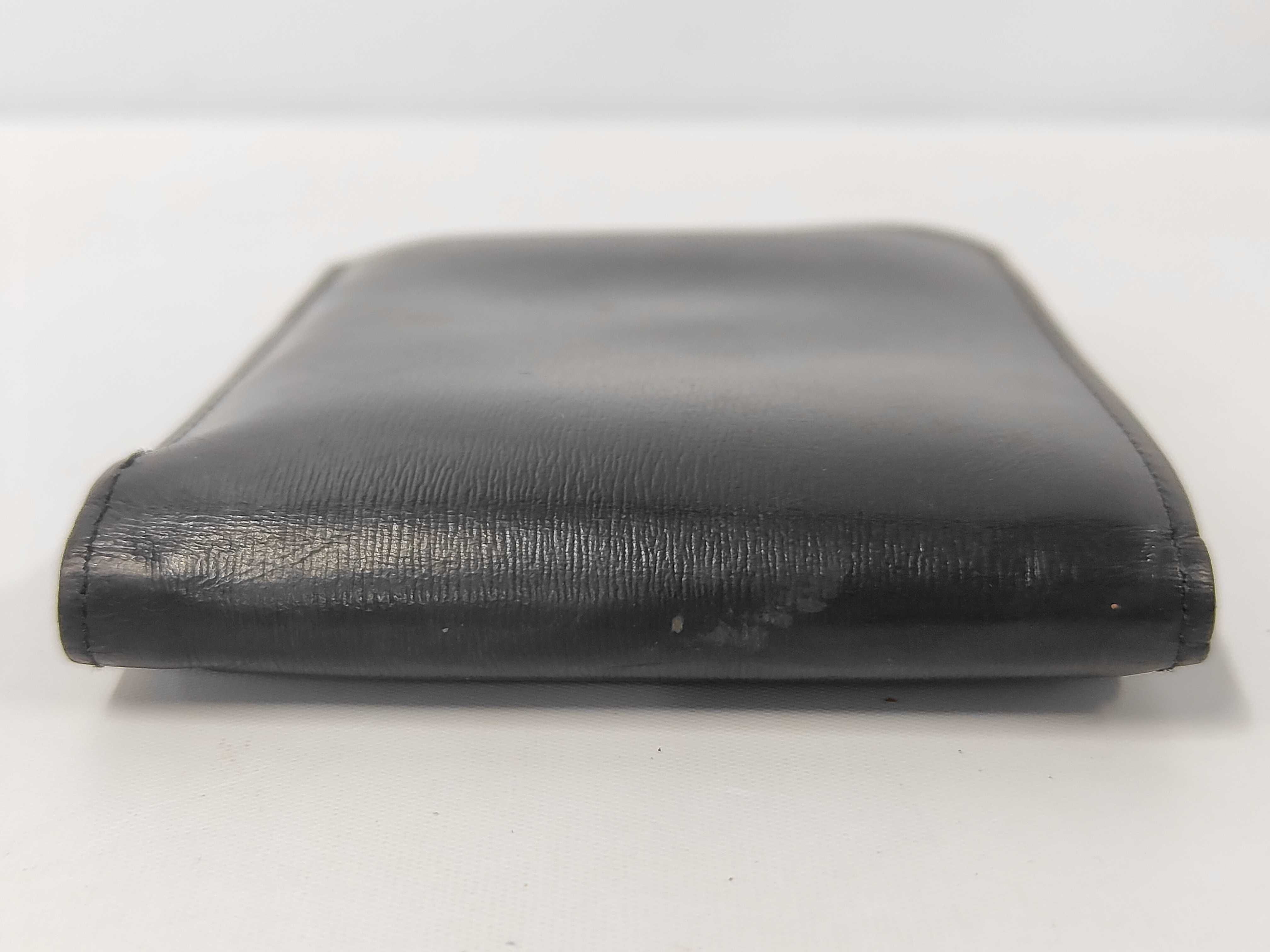 wallet — view 4