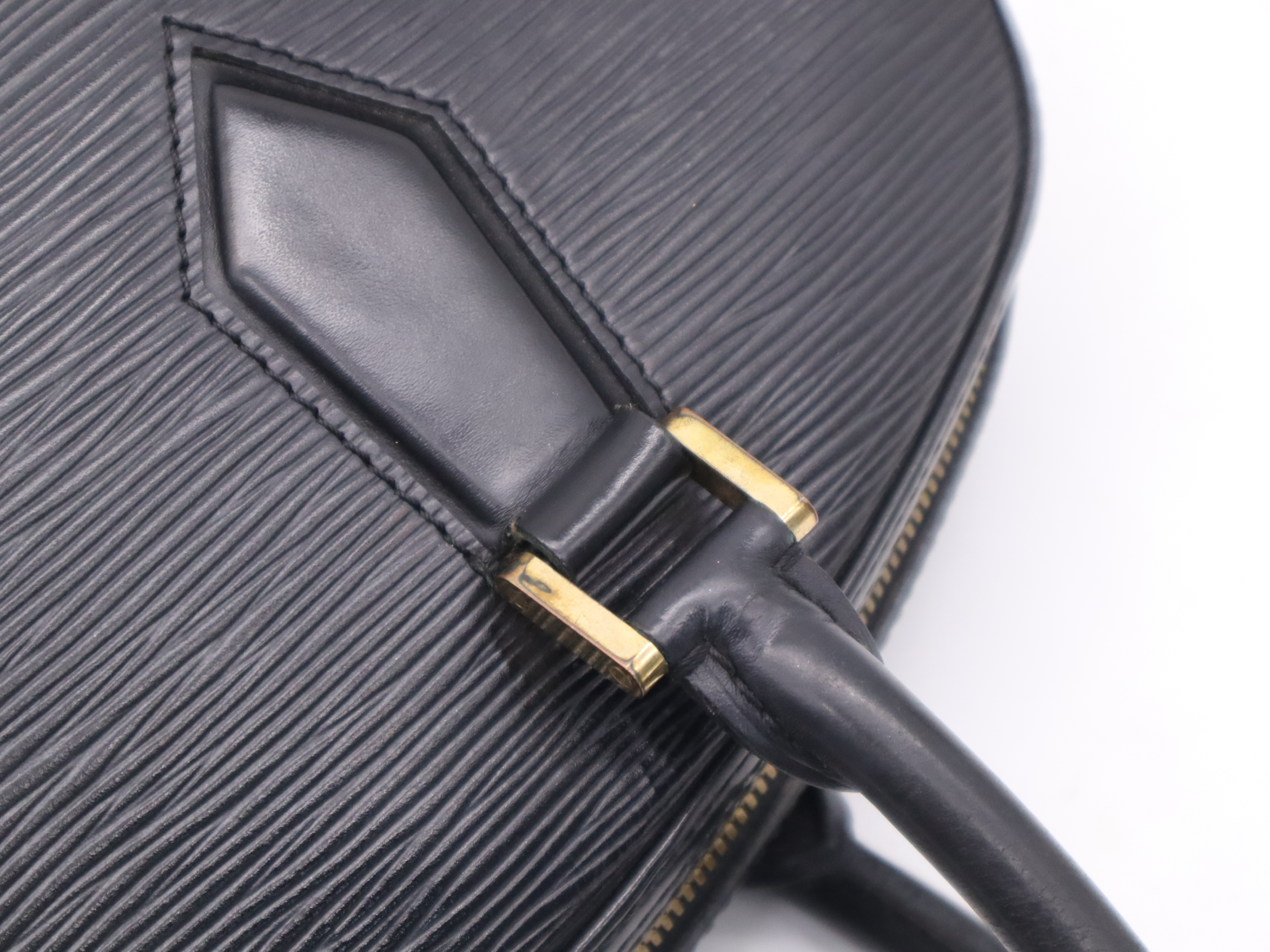 M52782 Epi Jasmine Noir Handbag — view 8