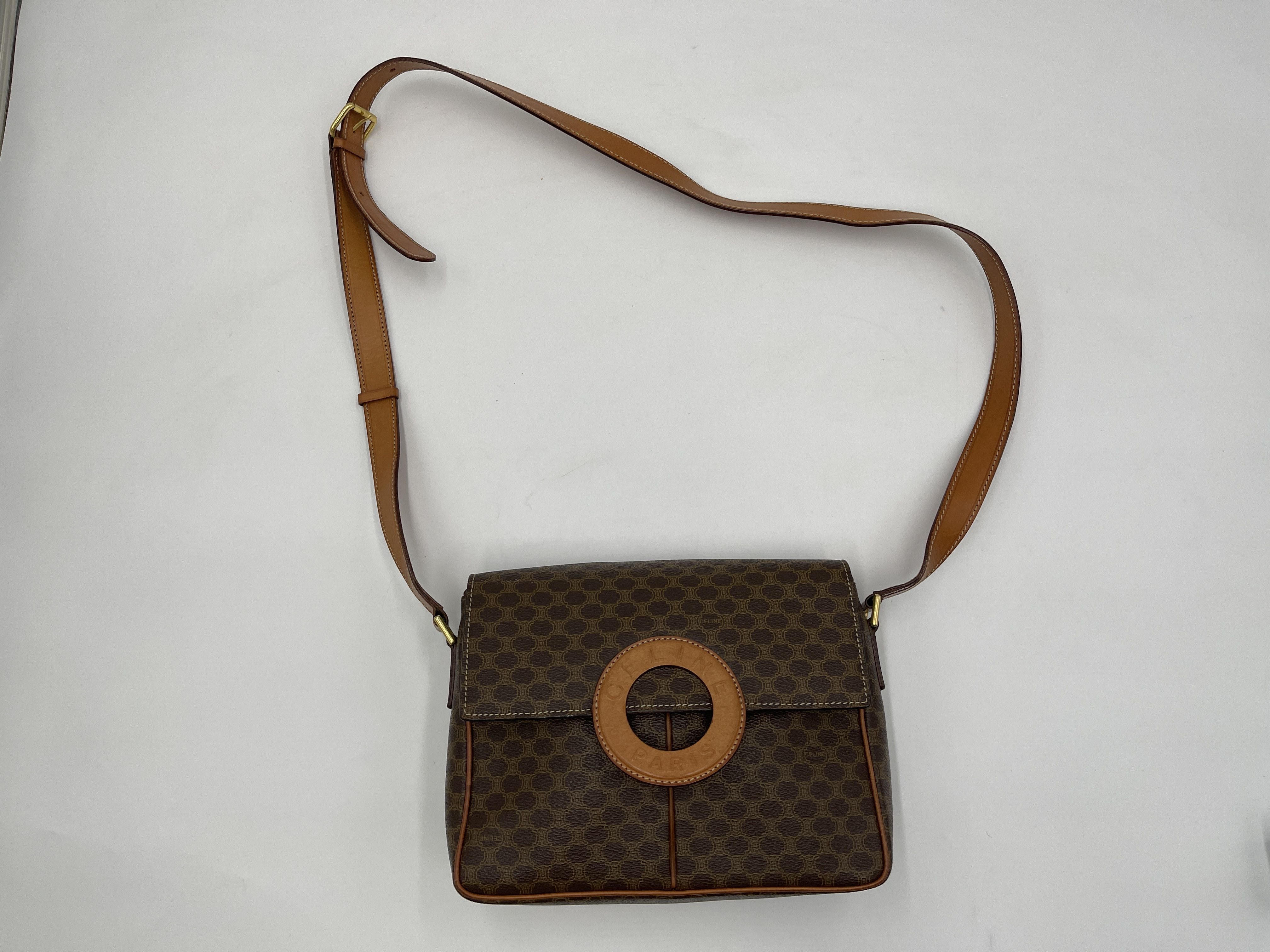 Macadam pattern circle logo shoulder bag — view 4