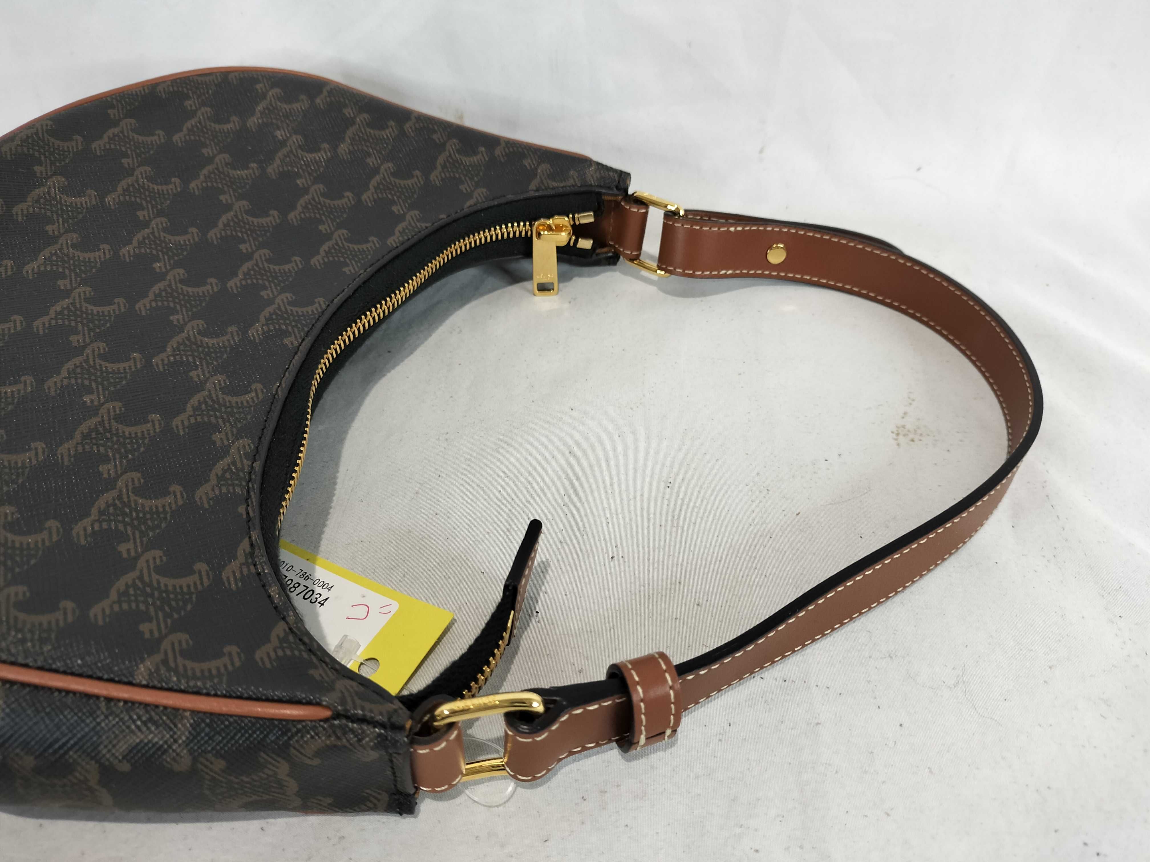 AVA Triomphe Handbag — view 3