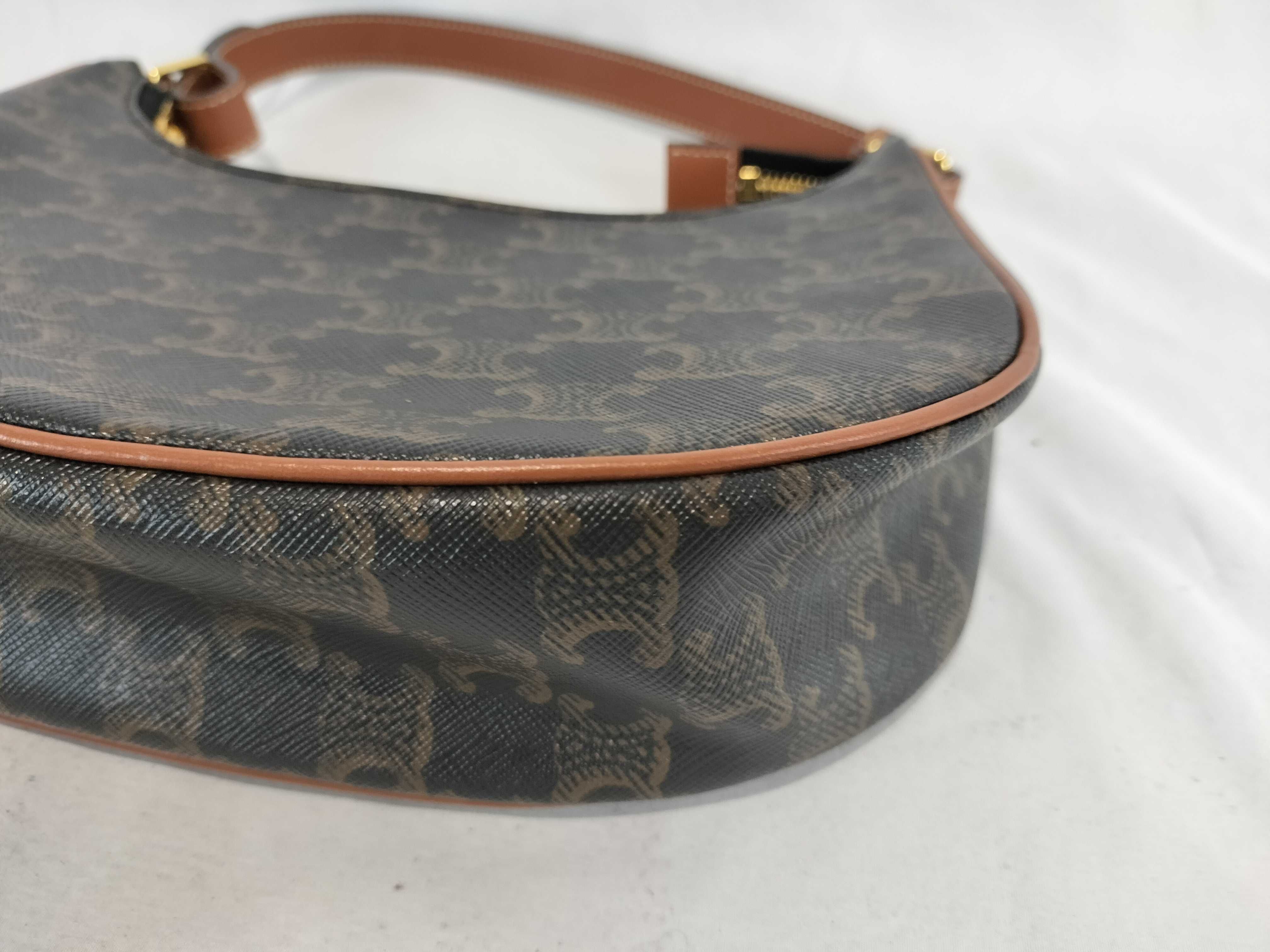 AVA Triomphe Handbag — view 6