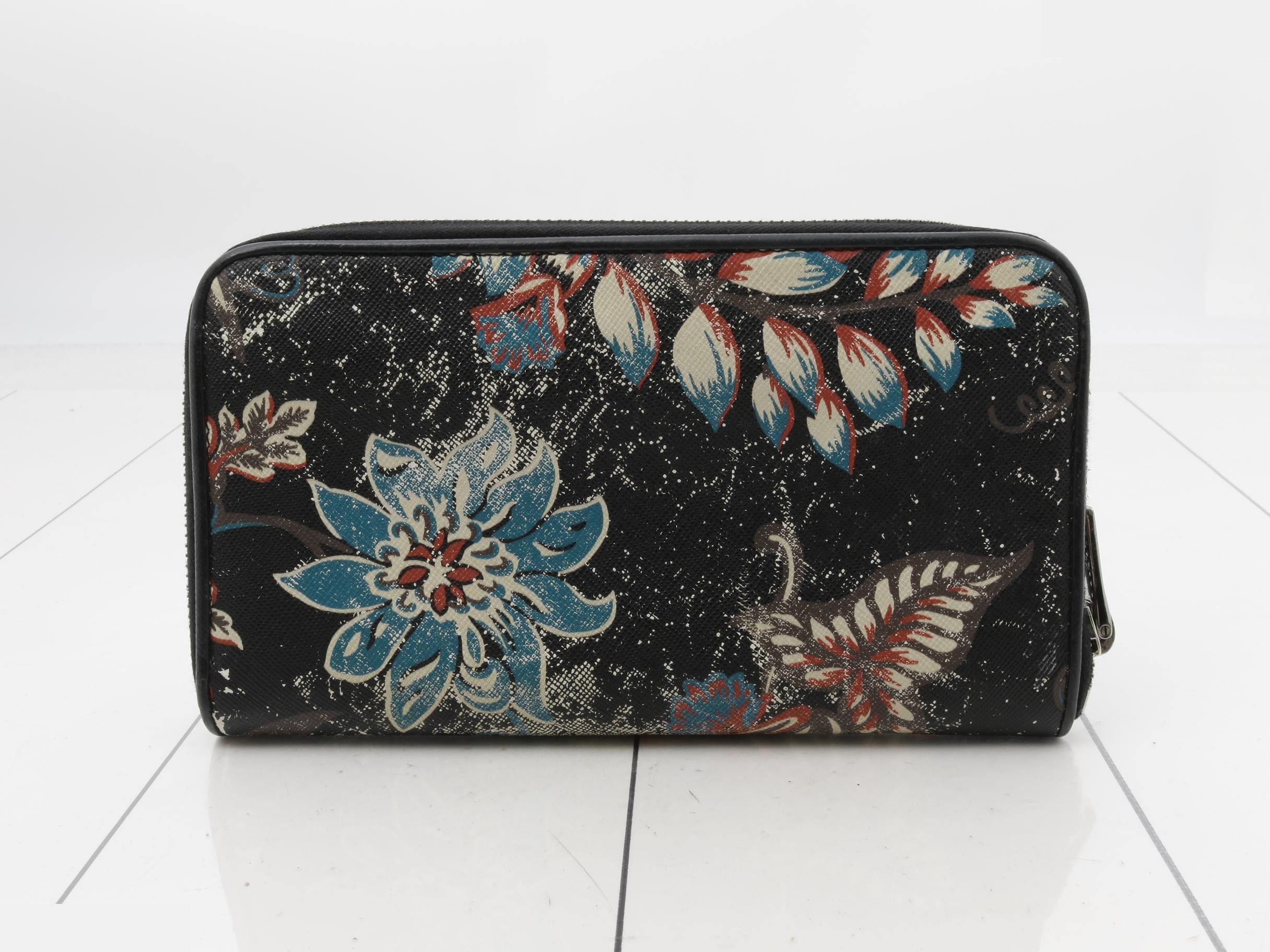 long wallet — view 2