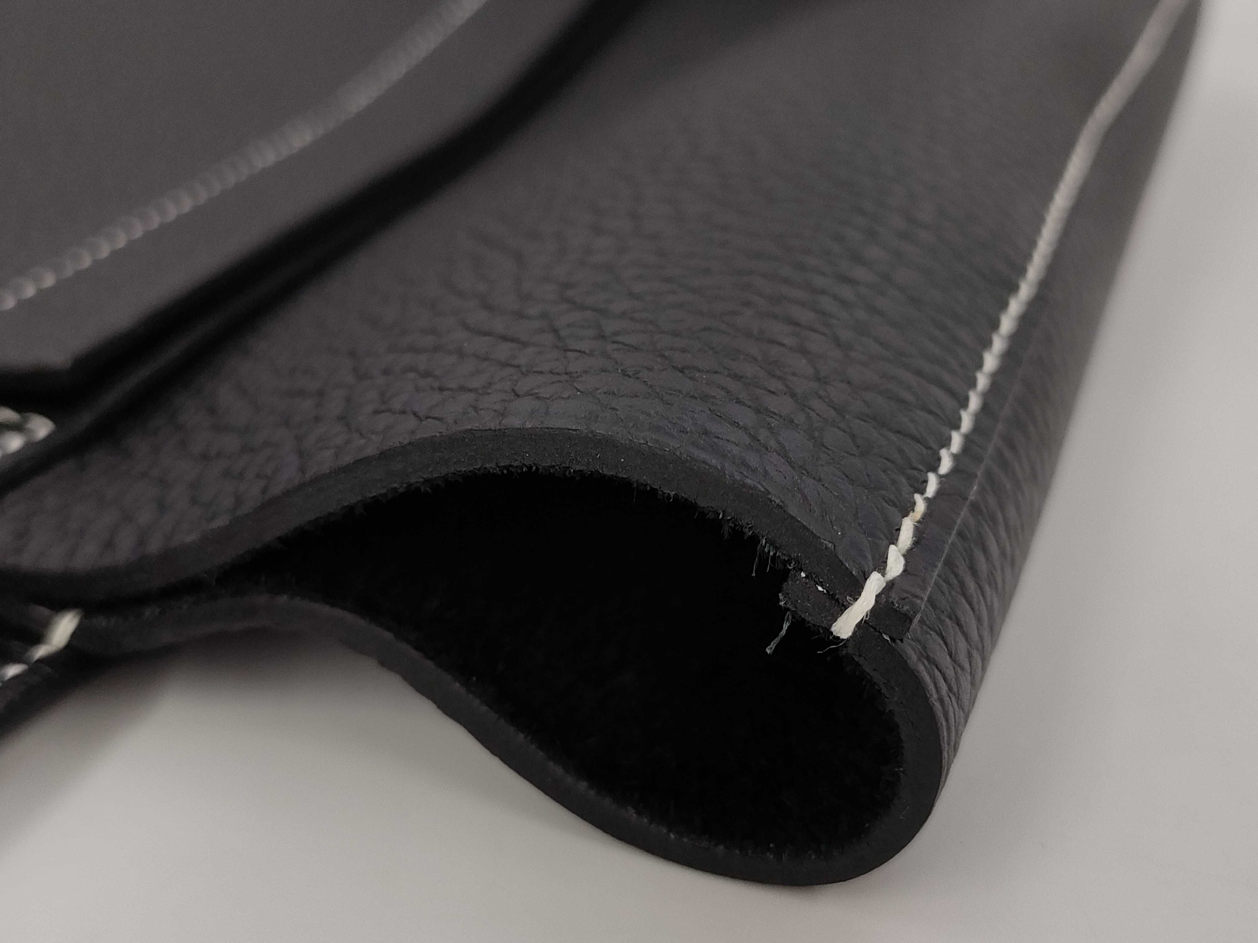 Cabasellier 31 U stamp Taurillon leather shoulder bag — view 11