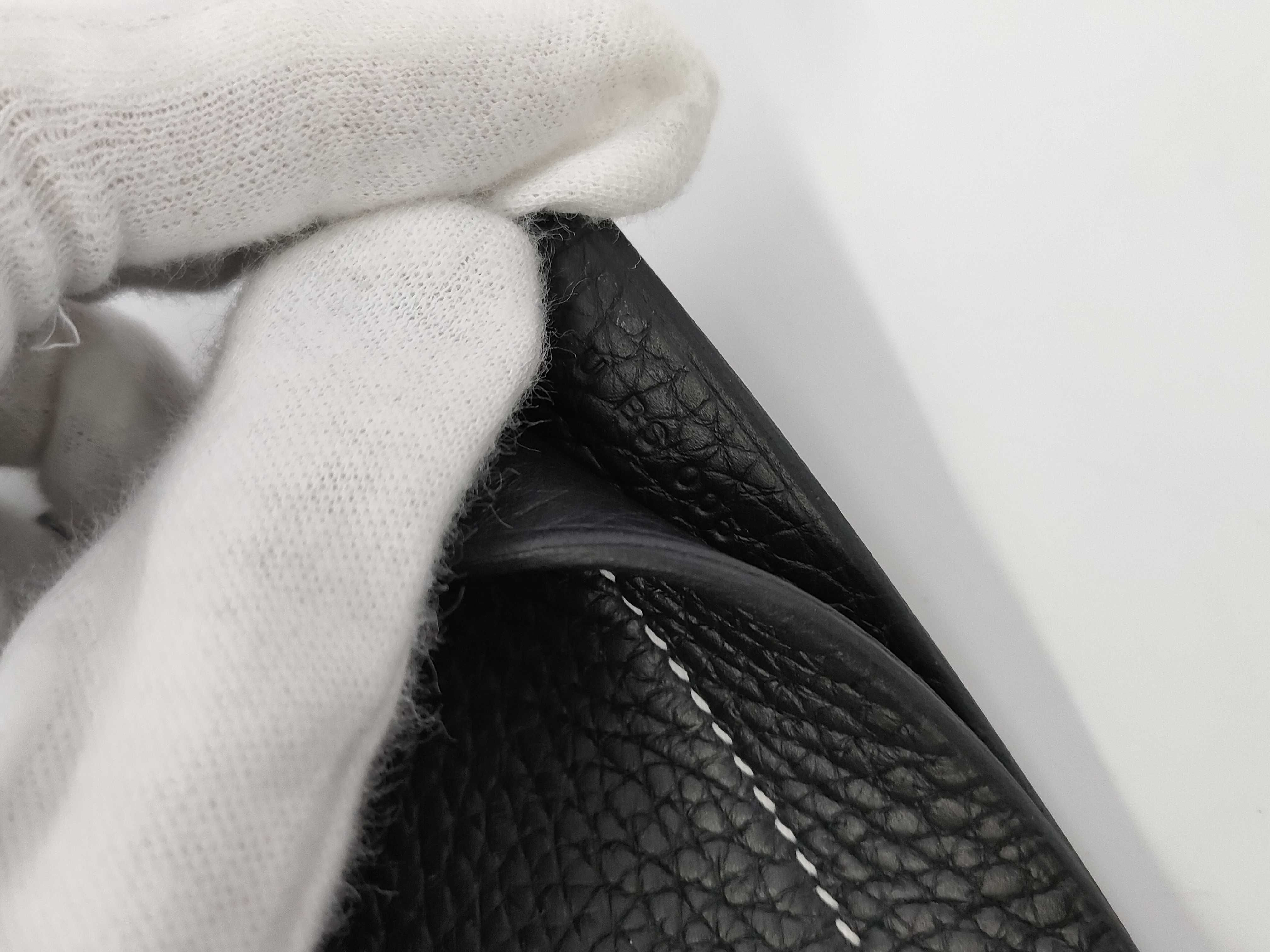 Cabasellier 31 U stamp Taurillon leather shoulder bag — view 9
