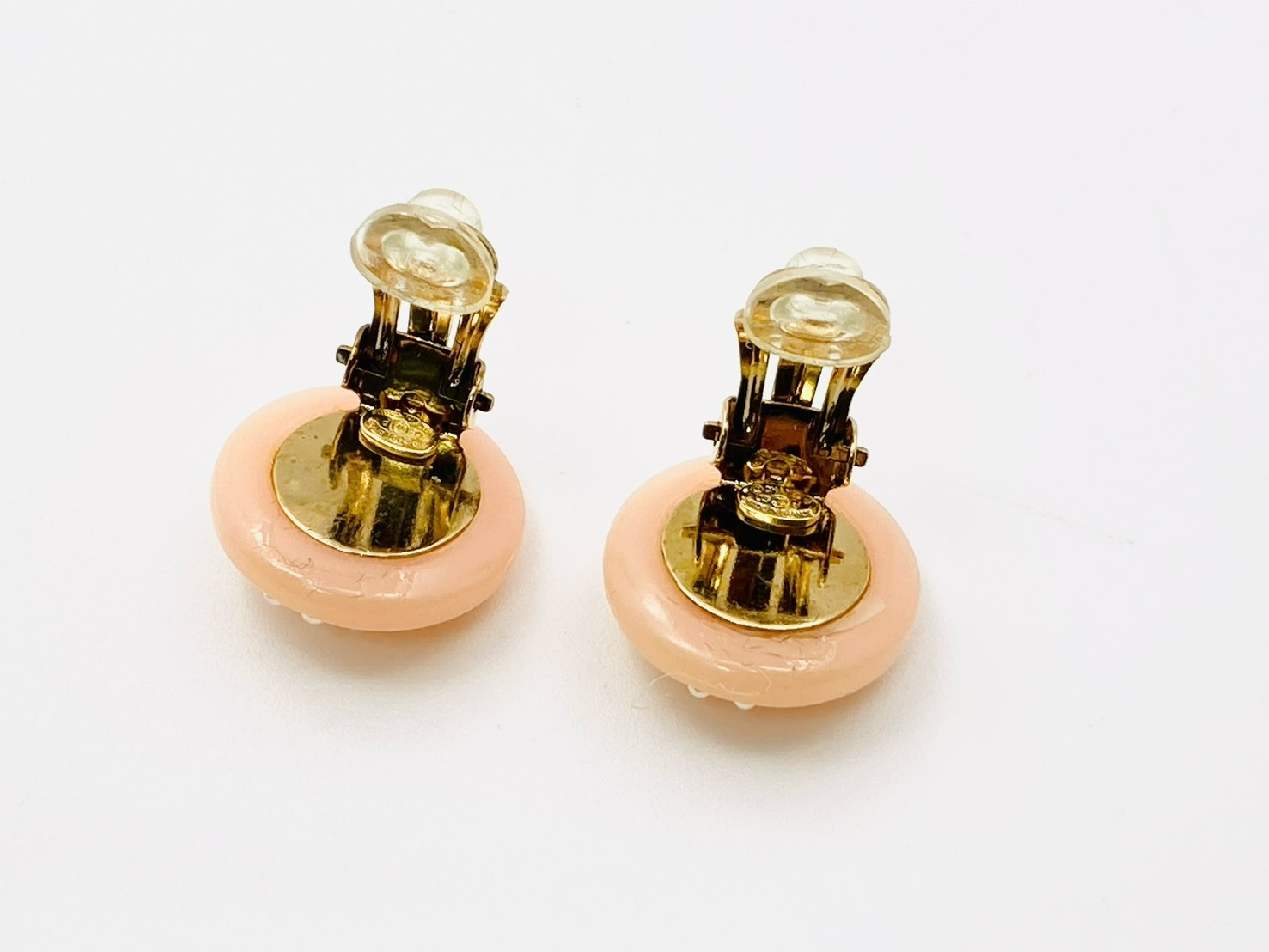 Coco Mark Faux Pearl Round Earrings 03P Resin Plastic Pink Earrings — view 3