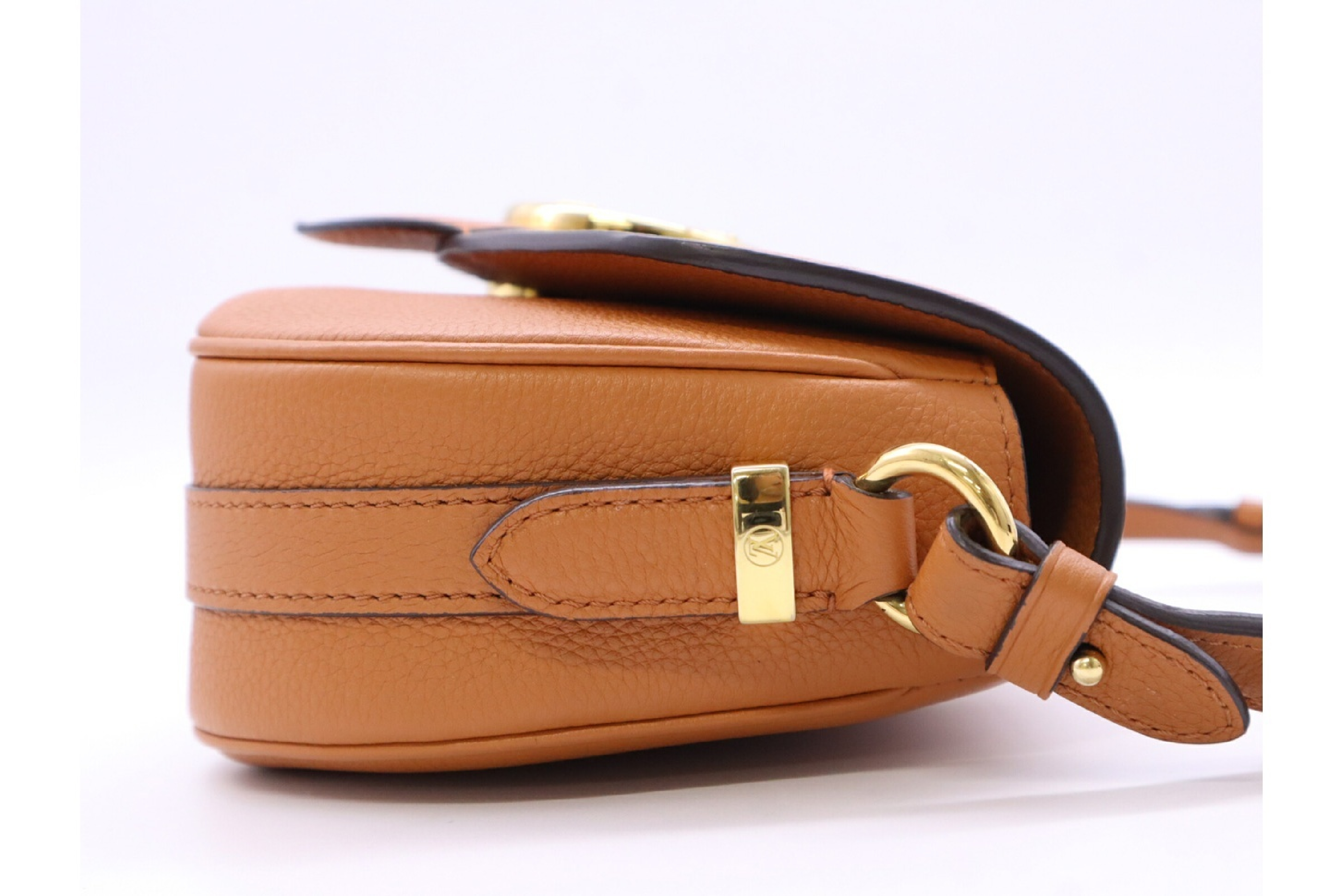M58968 Calf Leather LV Pont Neuf Soft MM Sienne Dore Brown Cream Shoulder Bag — view 4