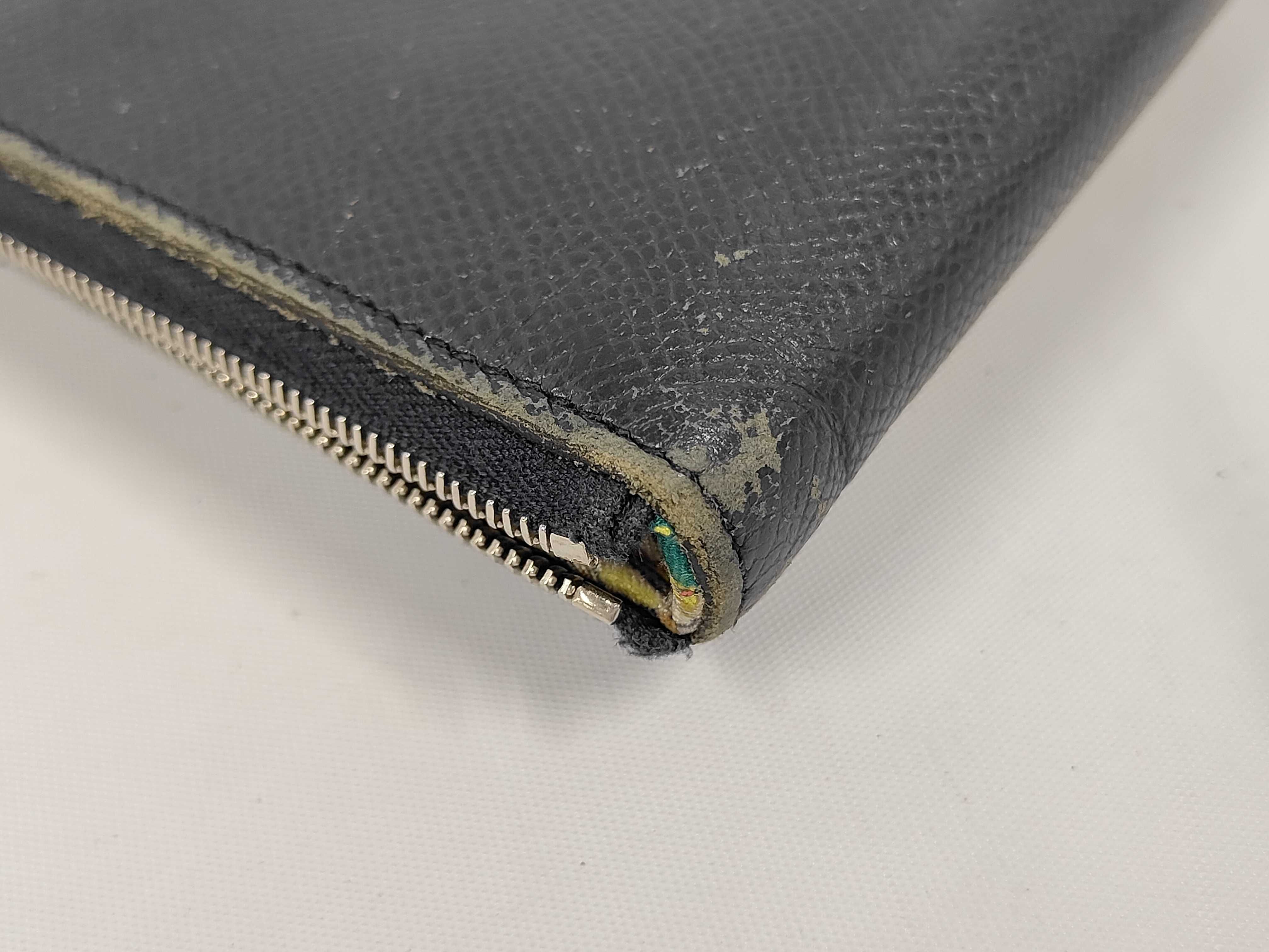 Azap Silk In Classic Veau Epsom Leather Wallet, Silver Hardware, Navy, A (Model) — view 4