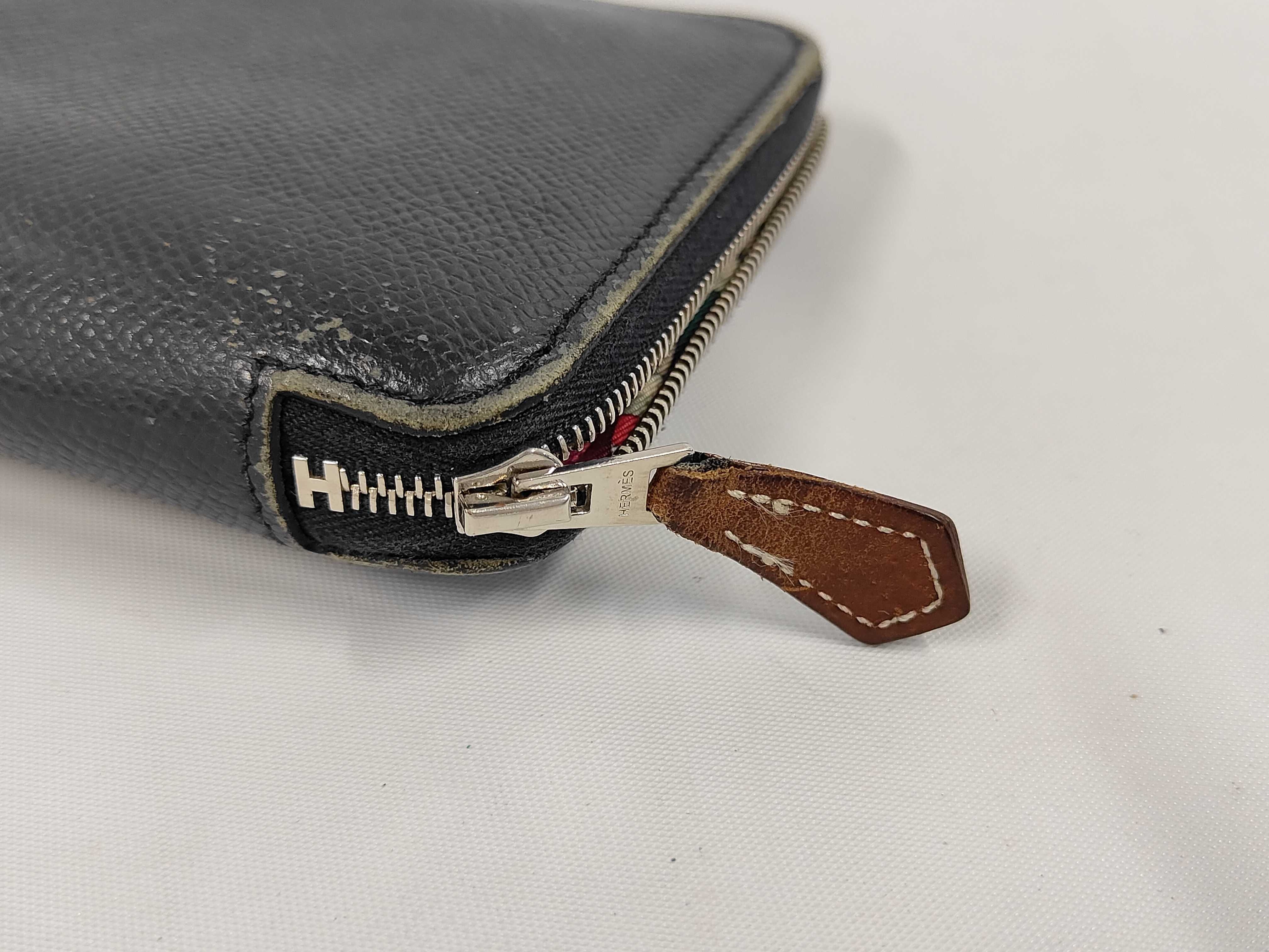 Azap Silk In Classic Veau Epsom Leather Wallet, Silver Hardware, Navy, A (Model) — view 5