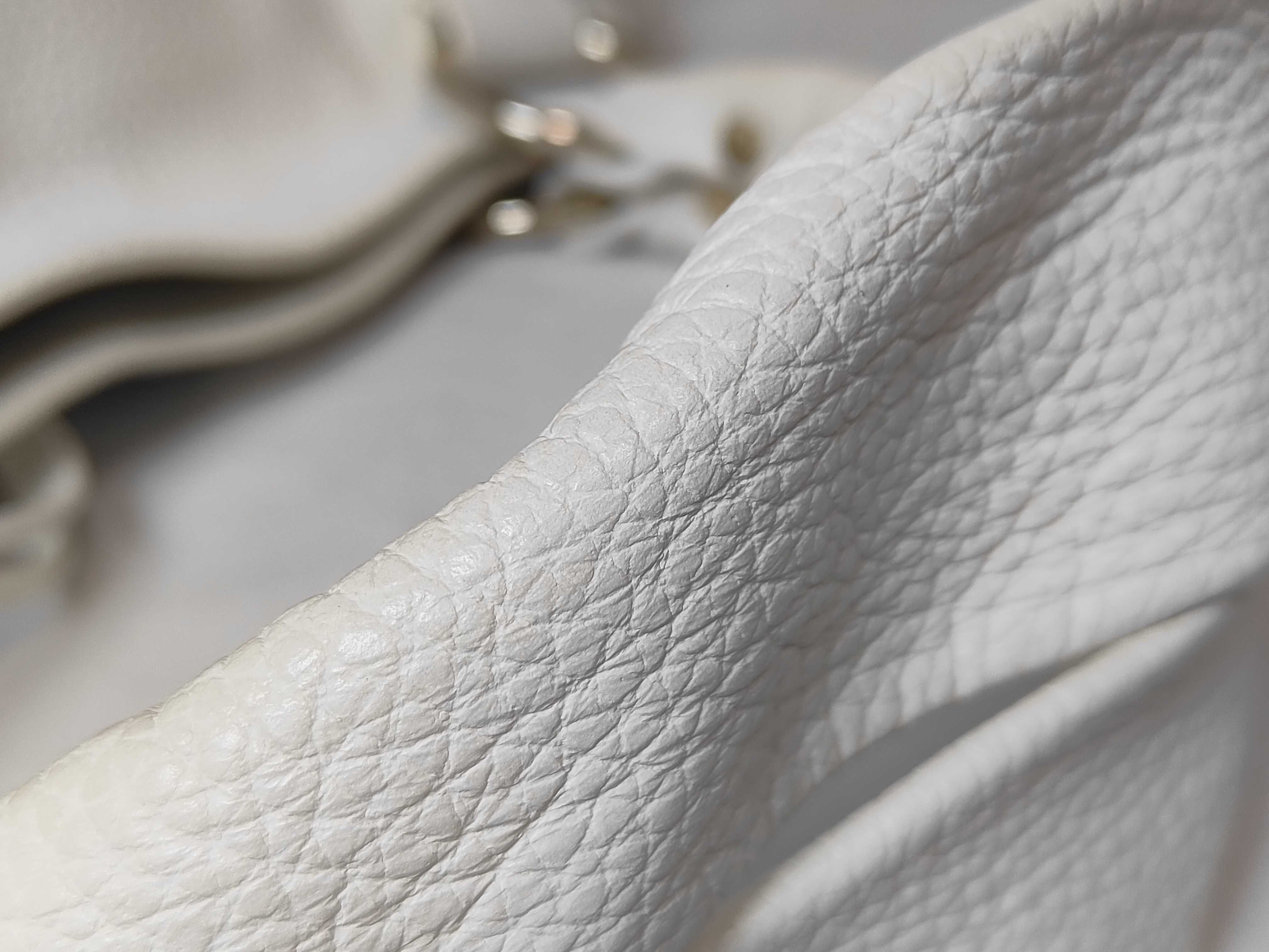 Bittersweet Leather Hand Shoulder Bag (White) — view 4