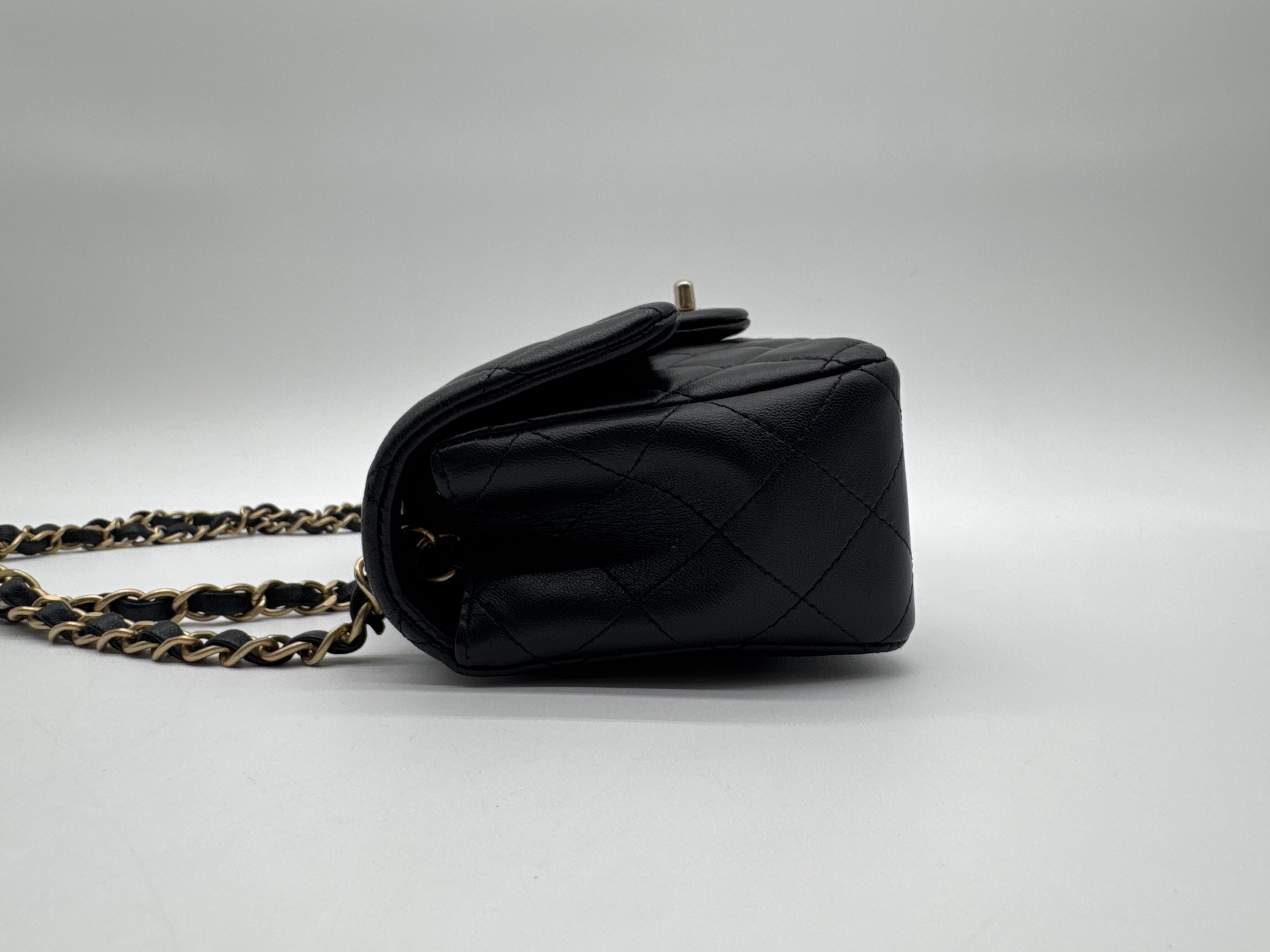 Lambskin Mini Matelassé 20 Black Shoulder Bag — view 4