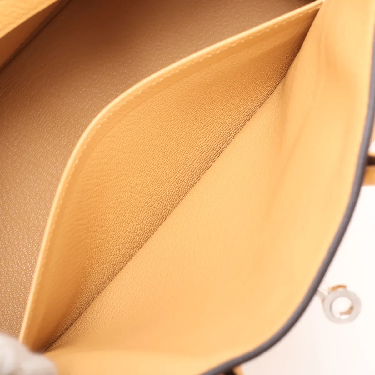 [Individually packaged] Hermes Birkin 25 Retourne Togo Jaune Mango Silver Hardware K: 2025 — view 8
