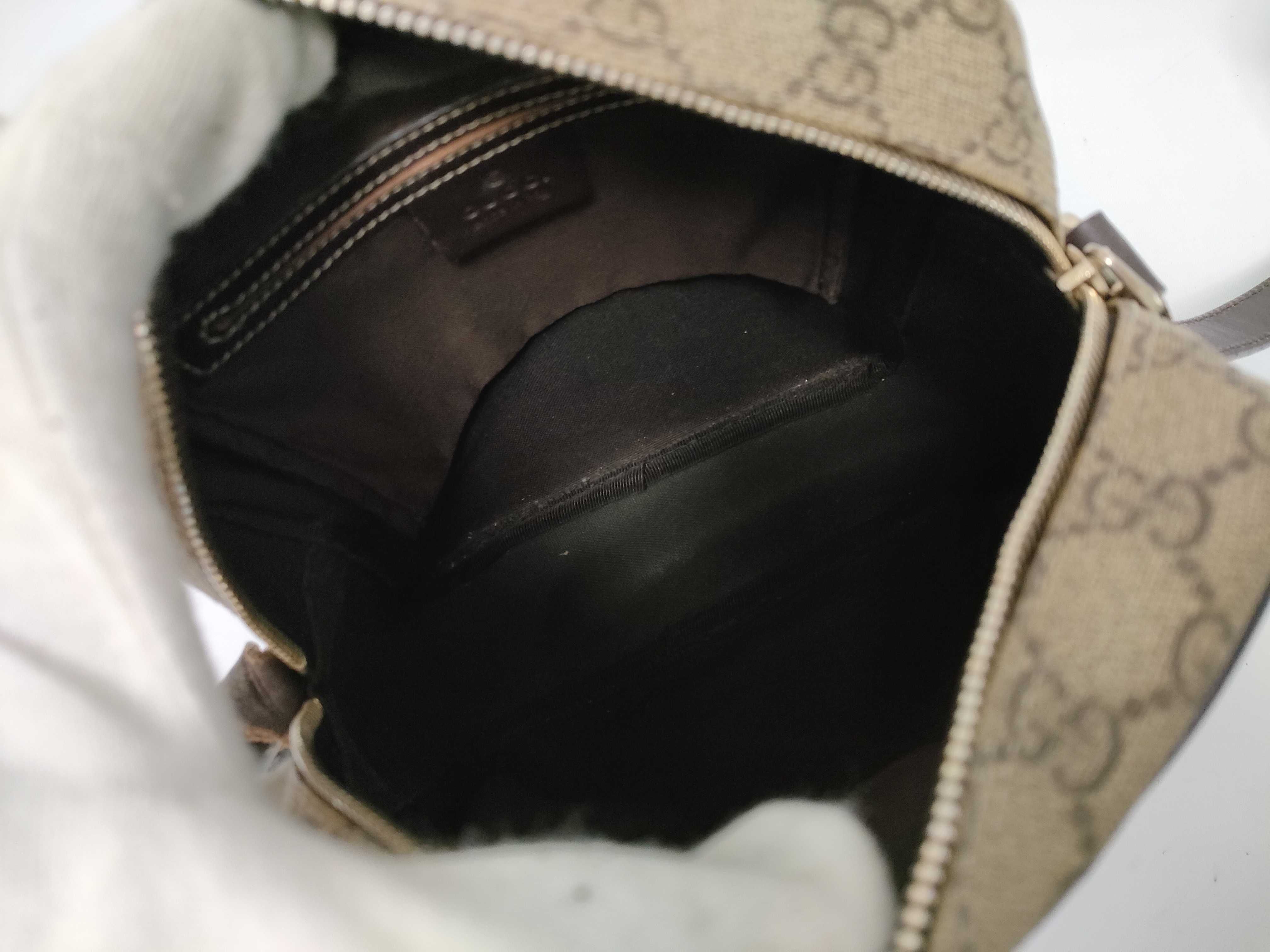 GG Supreme Gucci Bag Shoulder Bag — view 11