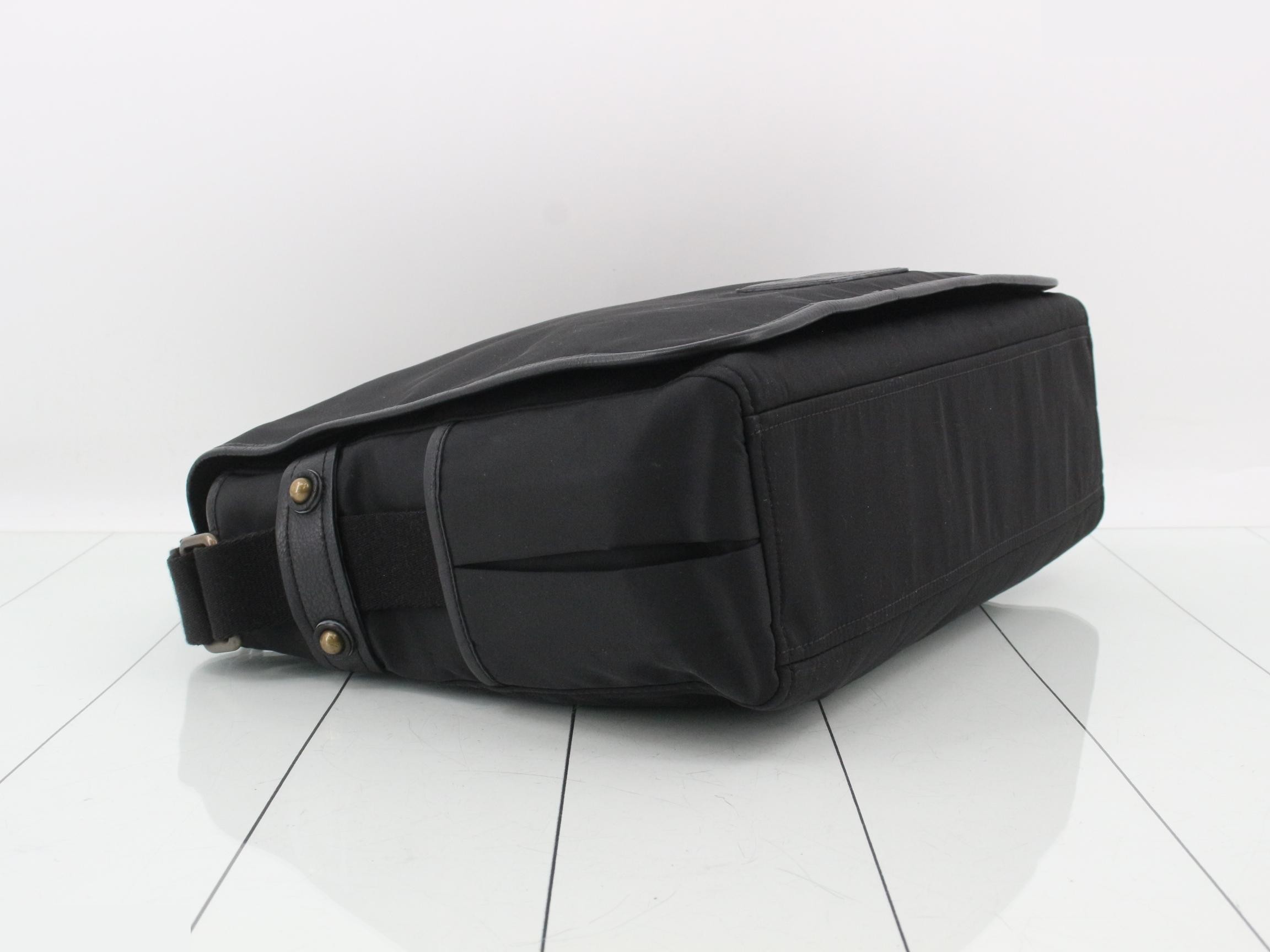 Nylon messenger bag, black — view 5