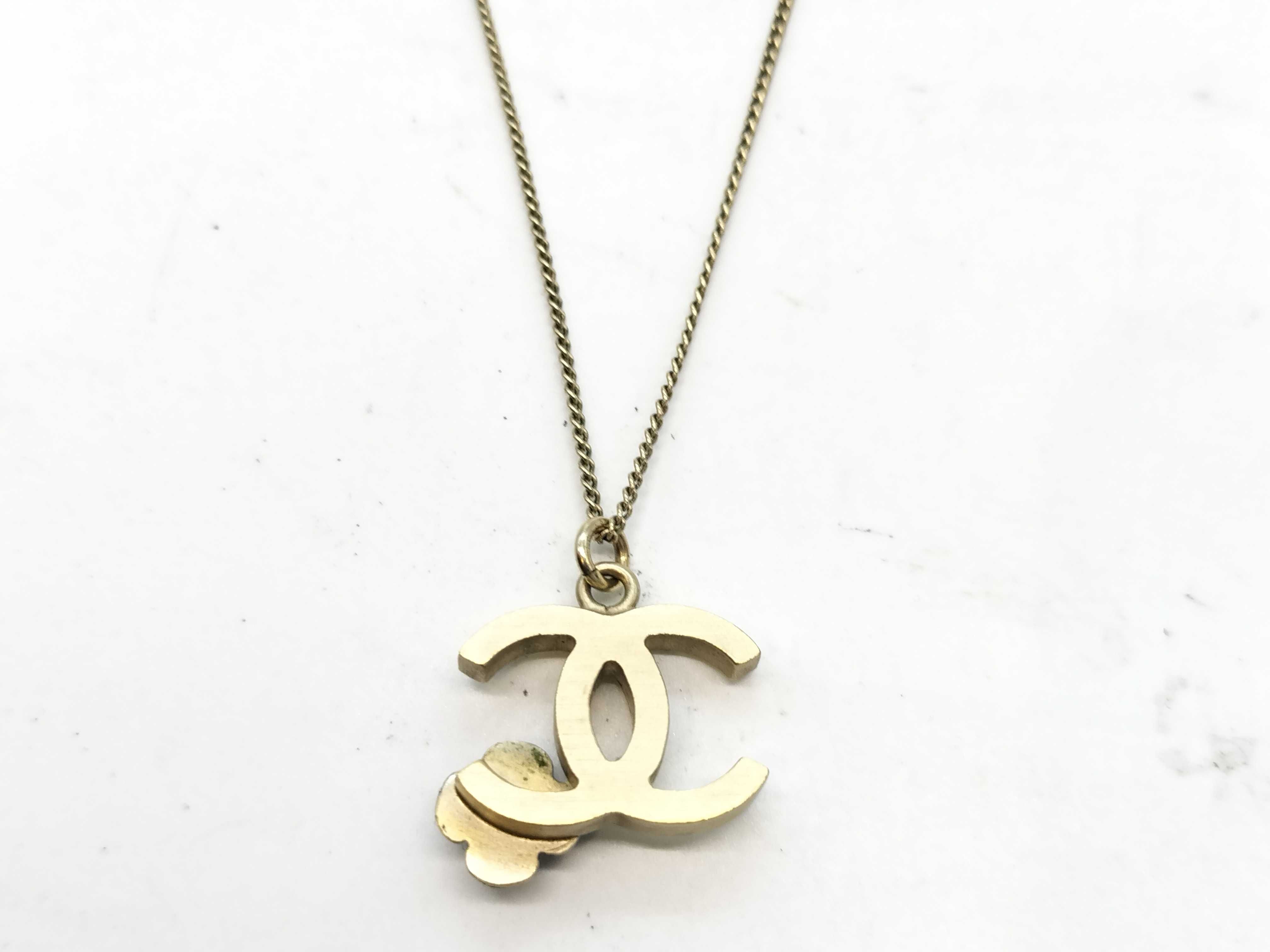 B12 Necklace, Coco Mark Design Necklace — view 2