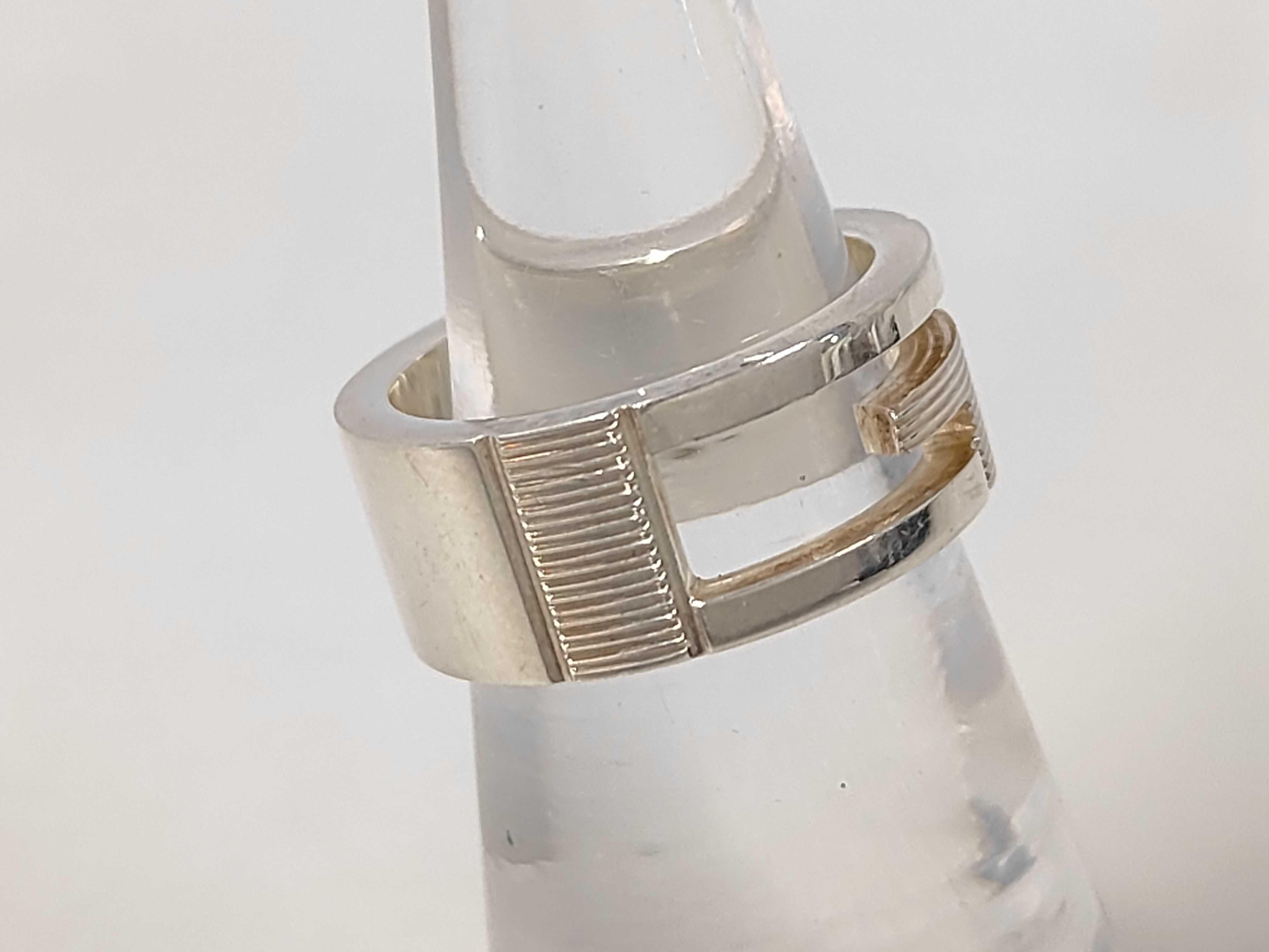 Cutout G Ring 925 Ring — view 3