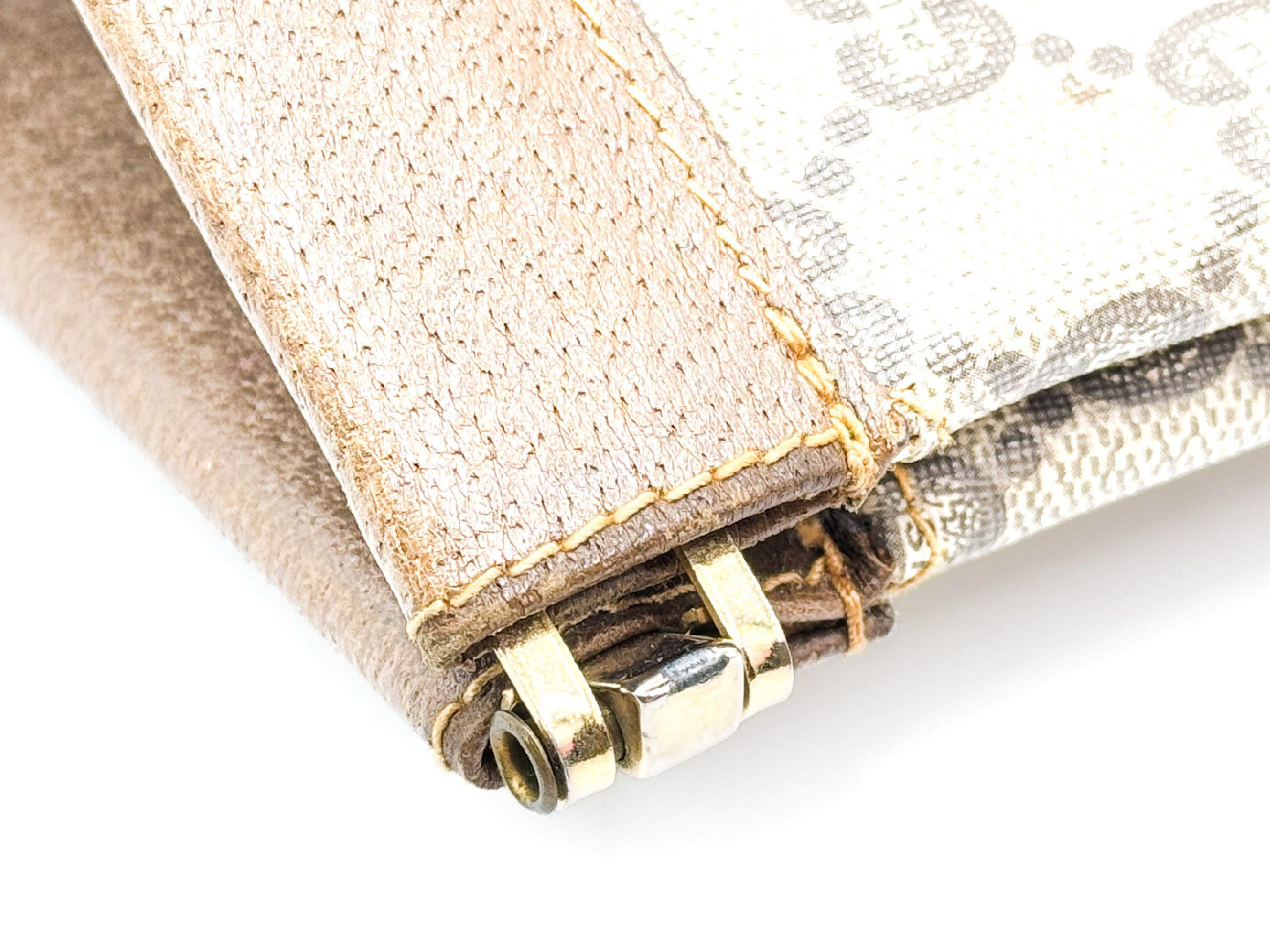 GG Supreme Gold Hardware Leather Vintage Clutch Bag — view 11
