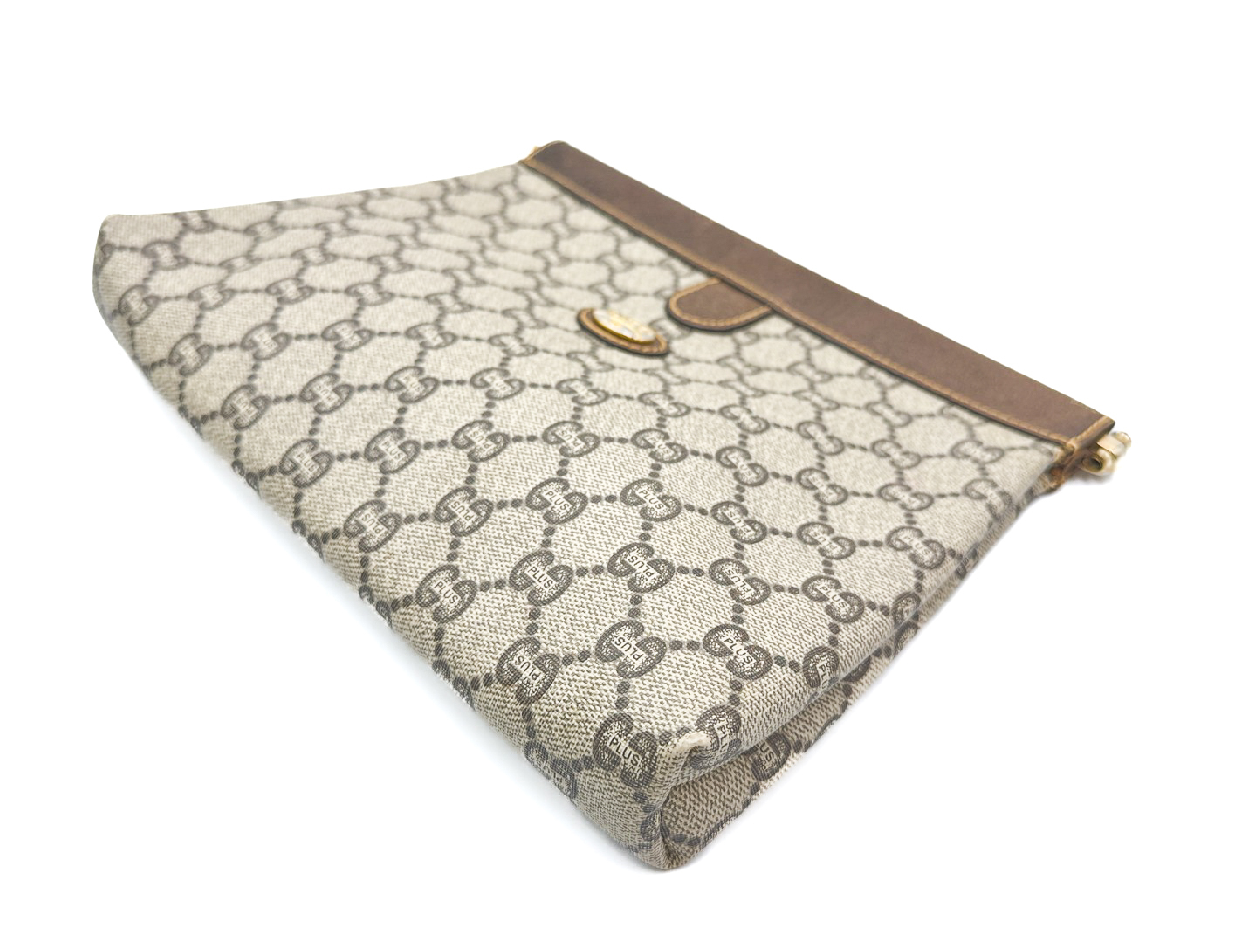 GG Supreme Gold Hardware Leather Vintage Clutch Bag — view 5