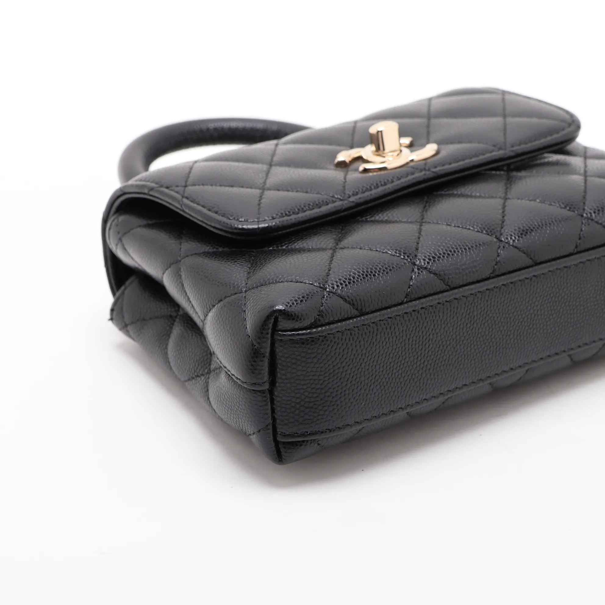 [Individually packaged] Chanel Coco Handle Mini Caviar Skin 2-Way Handbag, Black with Gold Hardware, G86UPXH1, Random Serial Number — view 4