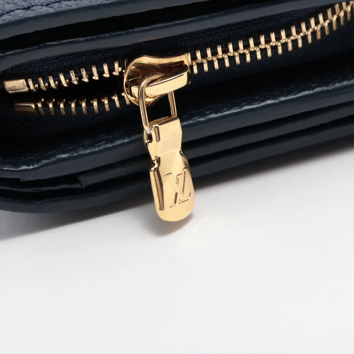 Bicolor Monogram Empreinte Portefeuille Claire M83362 Navy Compact Wallet with Name RFID Reactive — view 9