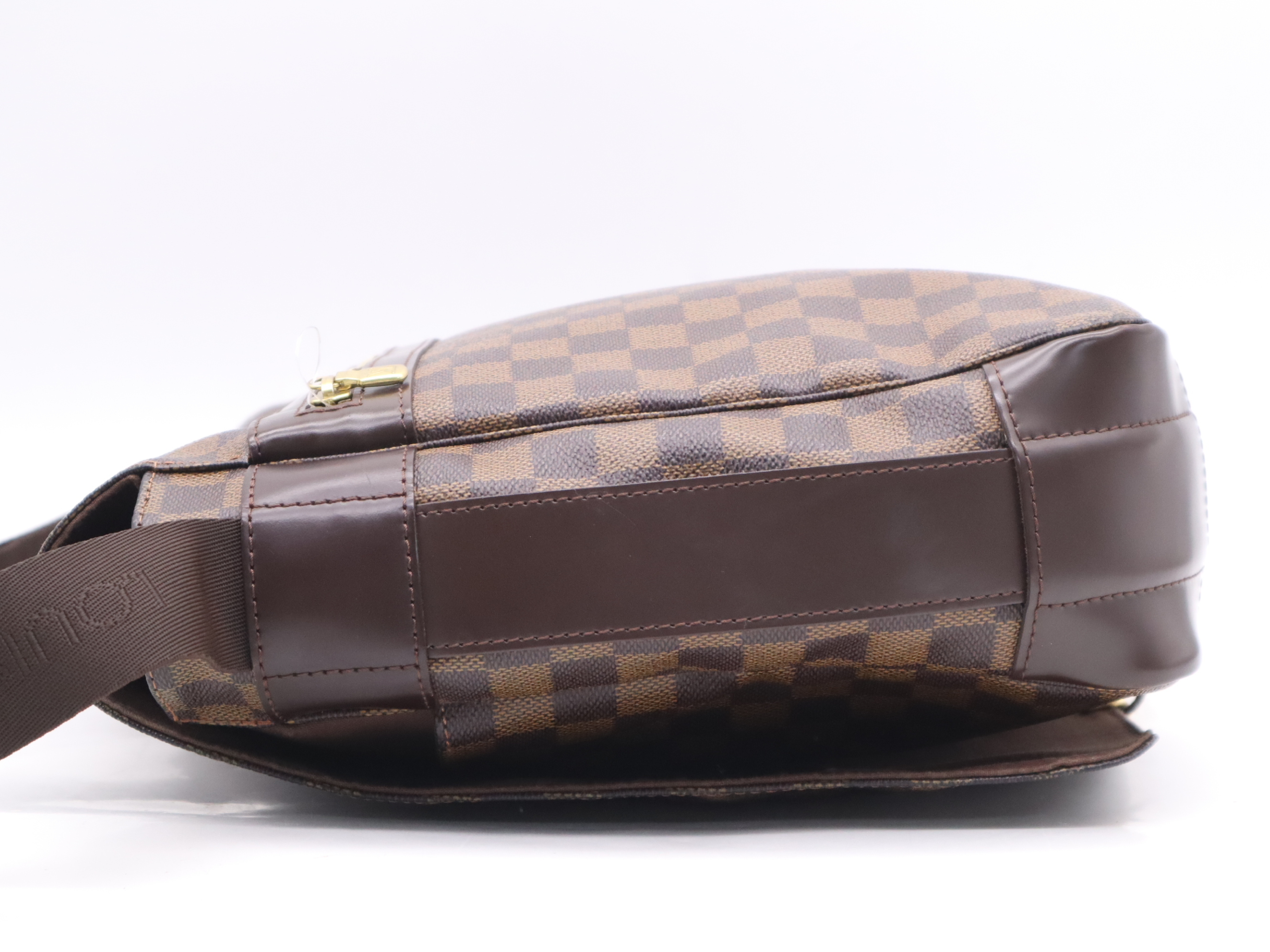 N45258 Damier Bastille Shoulder Bag — view 3