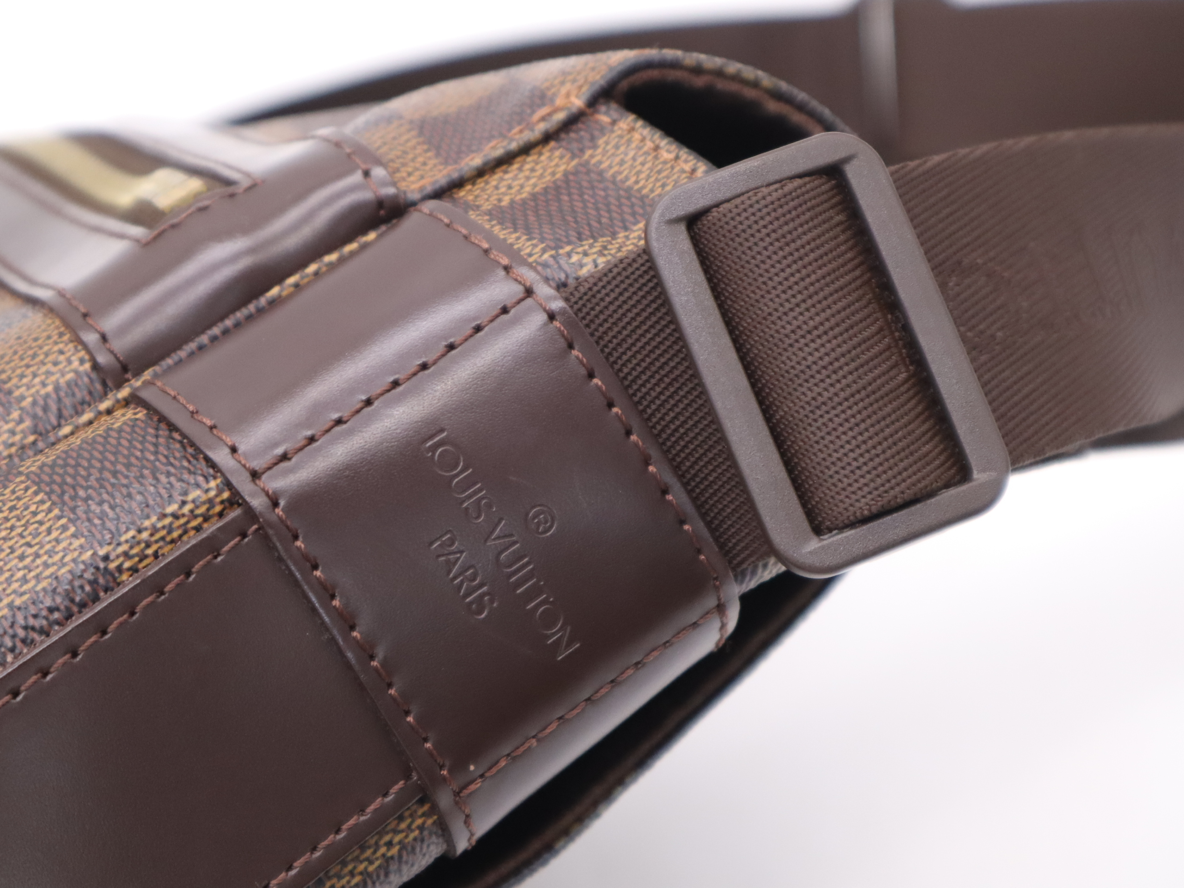 N45258 Damier Bastille Shoulder Bag — view 7