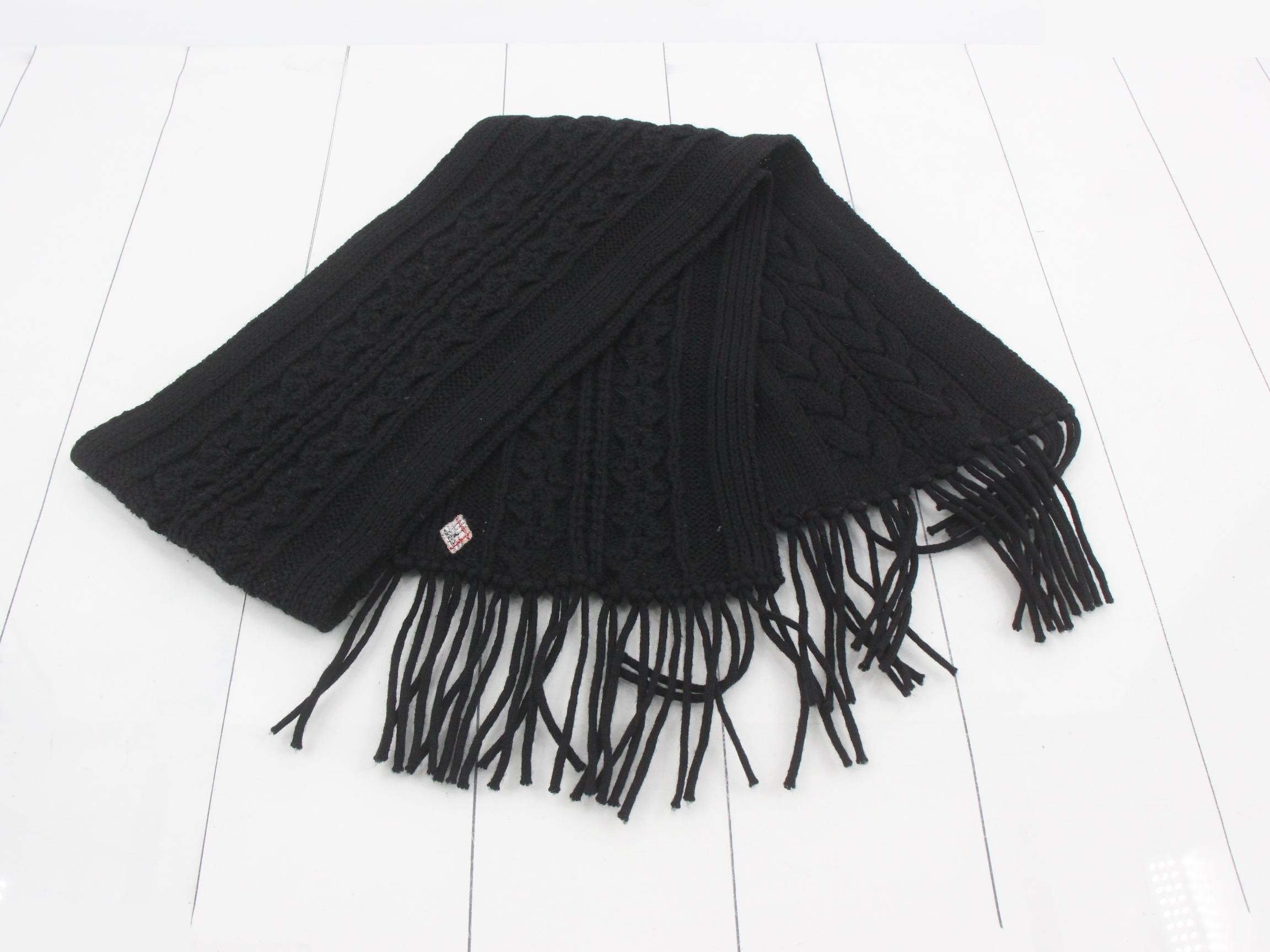 London Cable Knit Scarf, Black, Size M — view 3