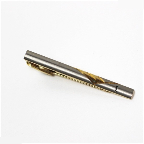 Dunhill, Yves Saint Laurent: 3-piece set including cufflinks and tie clips. — view 4