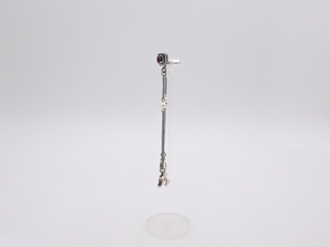 earrings — view 3