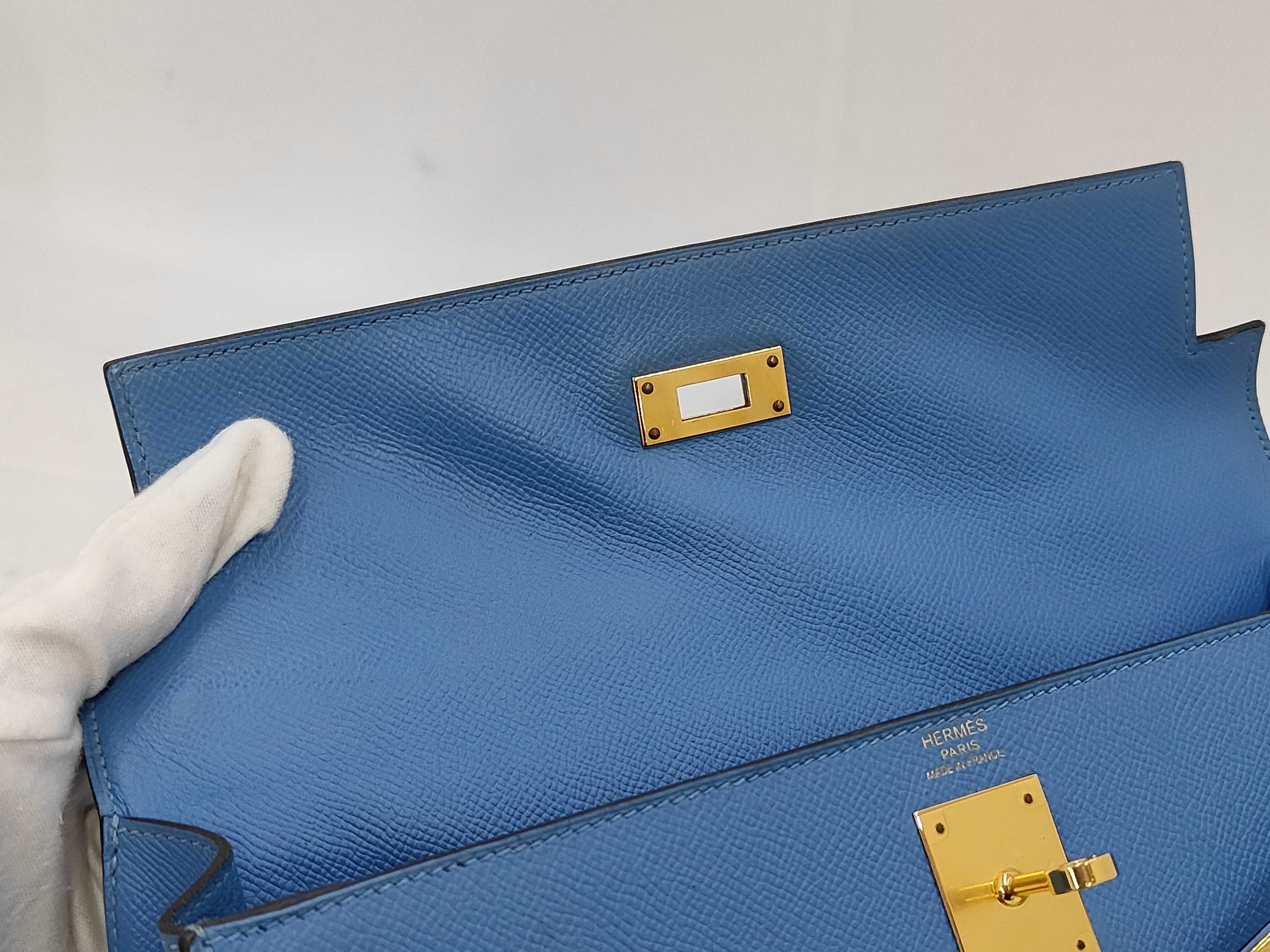 Kelly 32 Blue Paradise Gold Hardware T Stamp Handbag — view 12