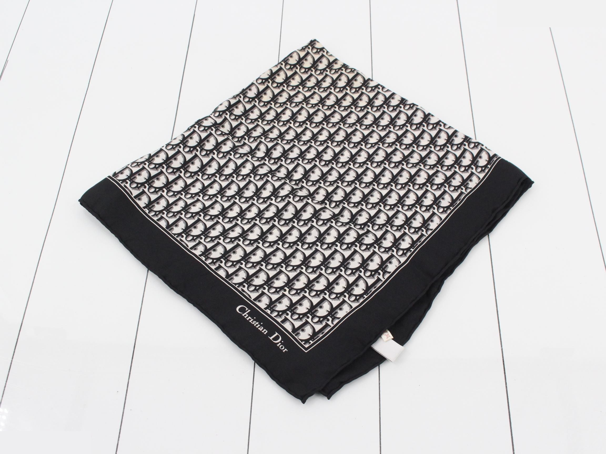 Trotter (accessories) scarf with tag