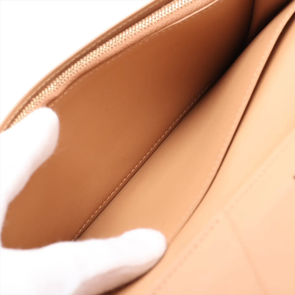 Taurillon LV Vertical Wallet Compact M81330 Noir Wallet (RFID detected) — view 5