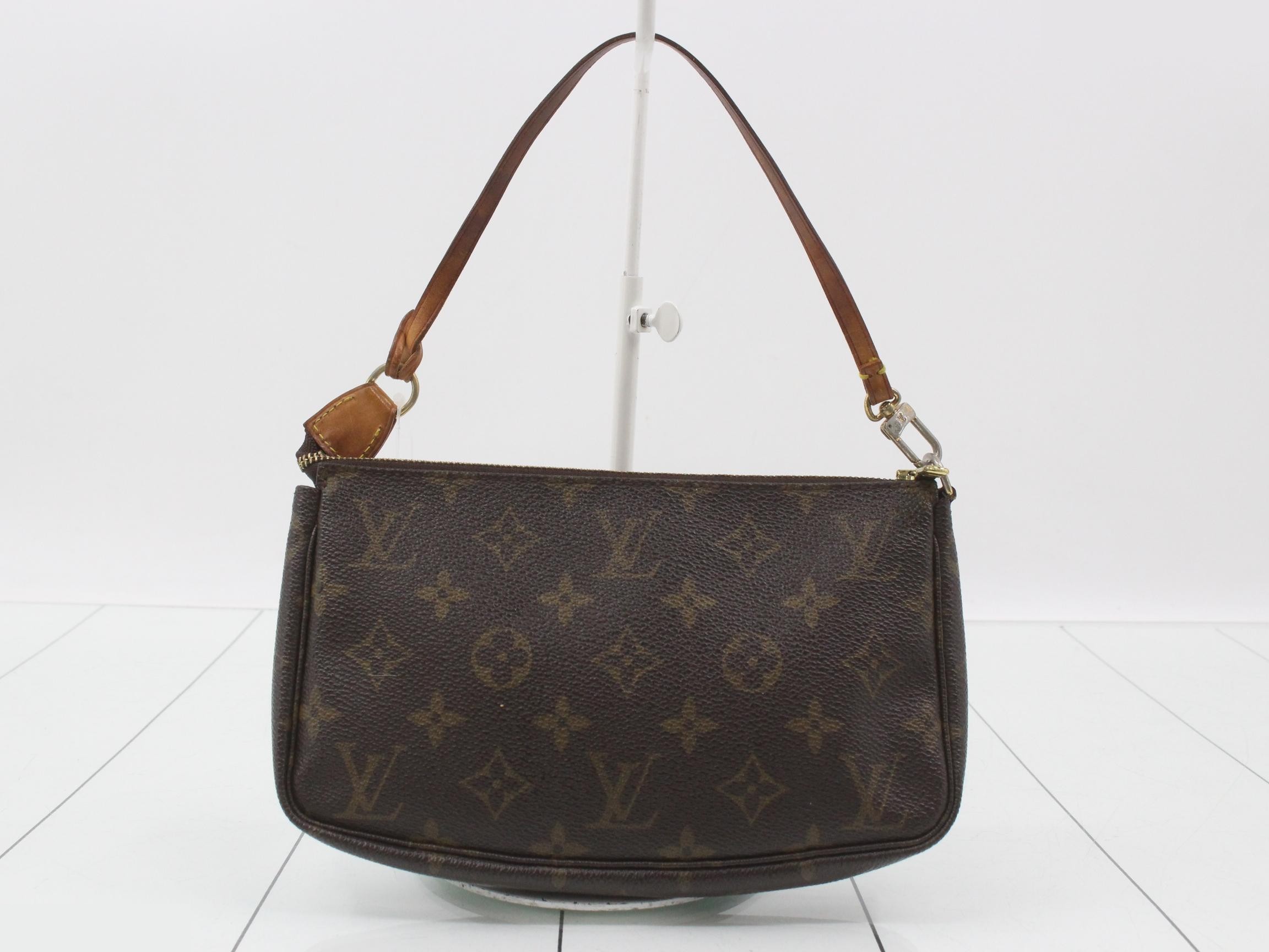 Pochette Accessoires (old model) — view 2