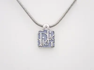 Trotter Necklace, Light Blue, Square Plate