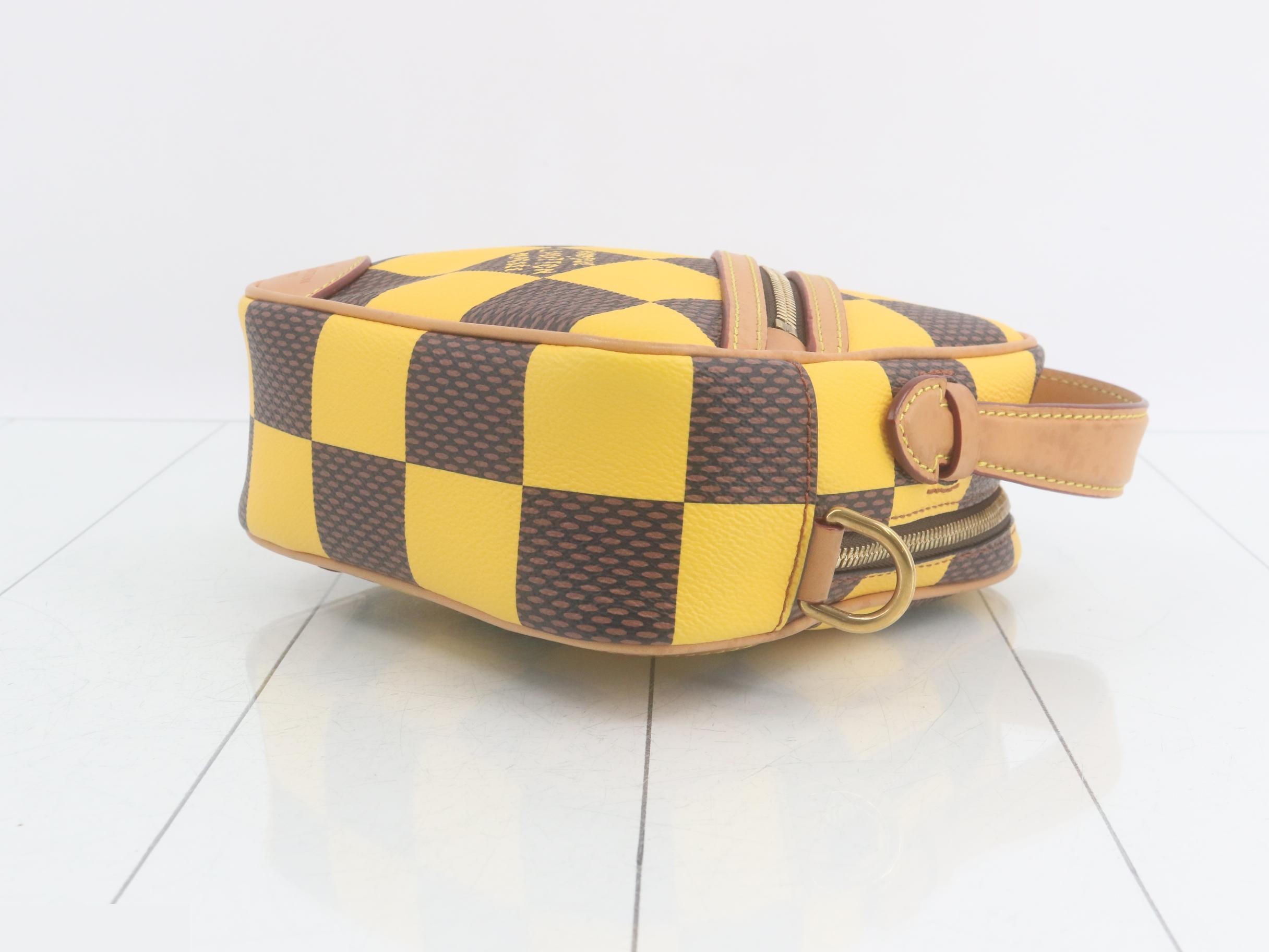 Damier Pop Chess Messenger Jaune Matte 2-Way Handbag — view 3