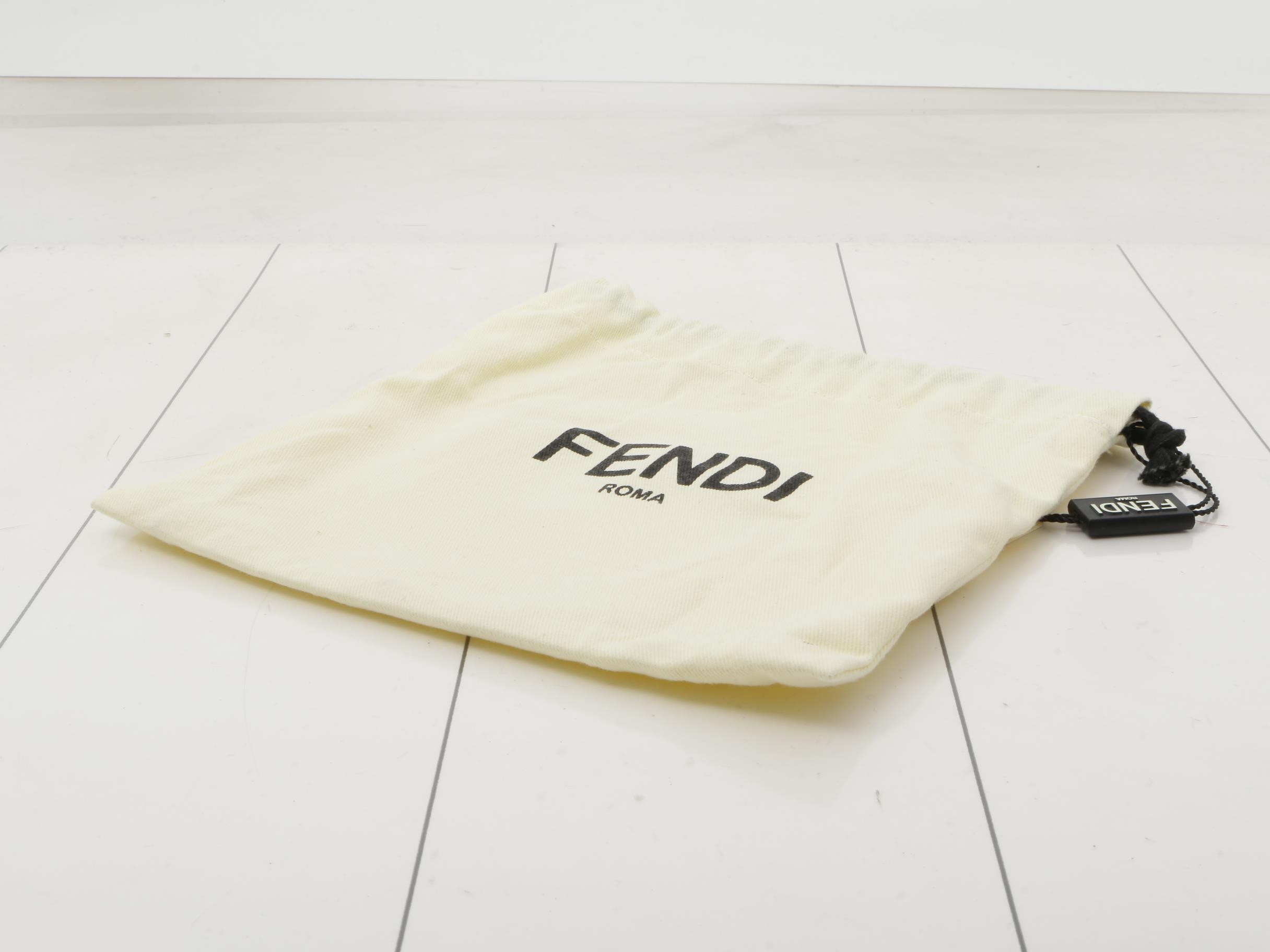Peekaboo Wallet — view 5