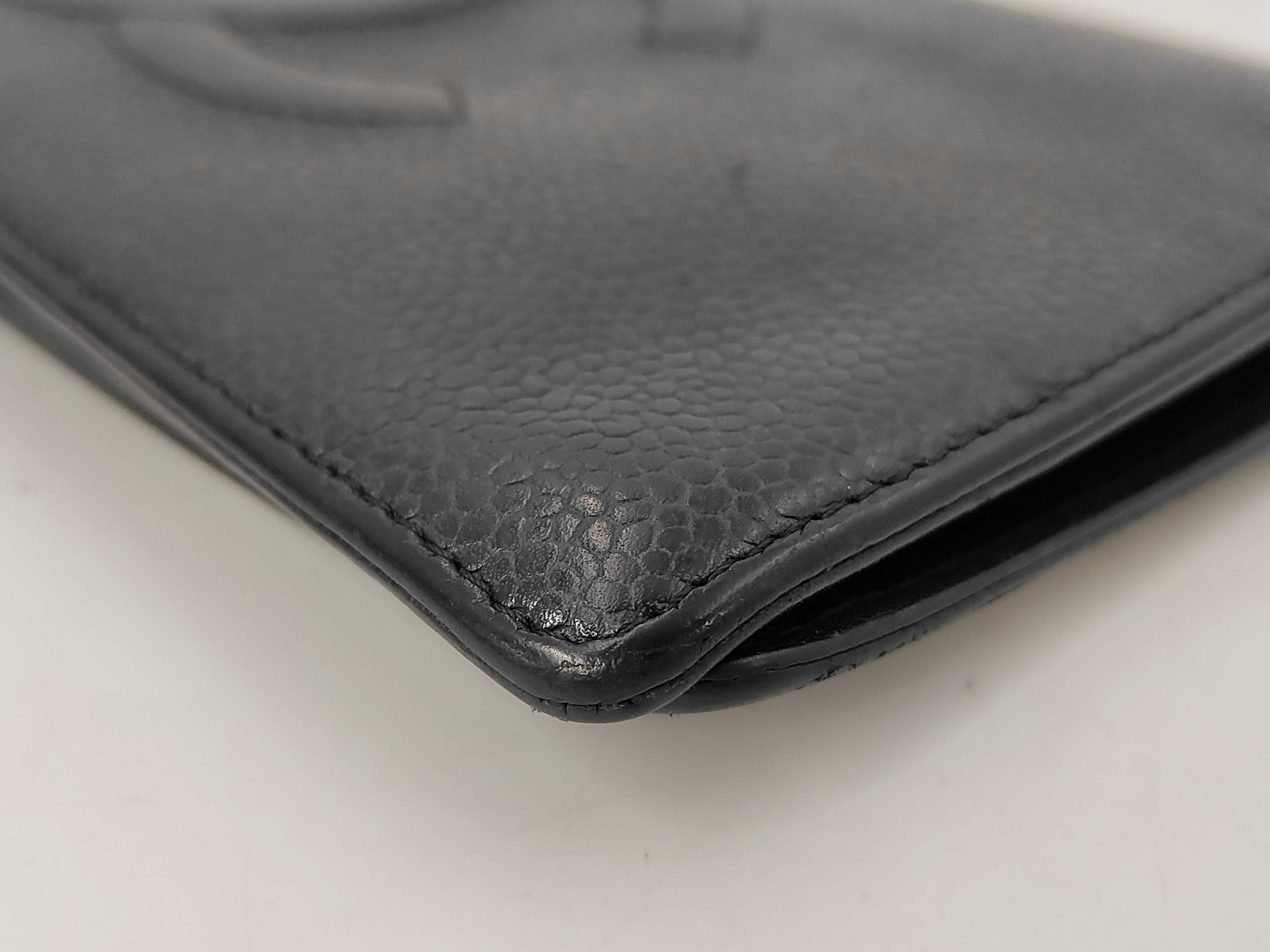 Bi-fold Long Wallet Coco Mark Caviar Leather Black Wallet — view 3