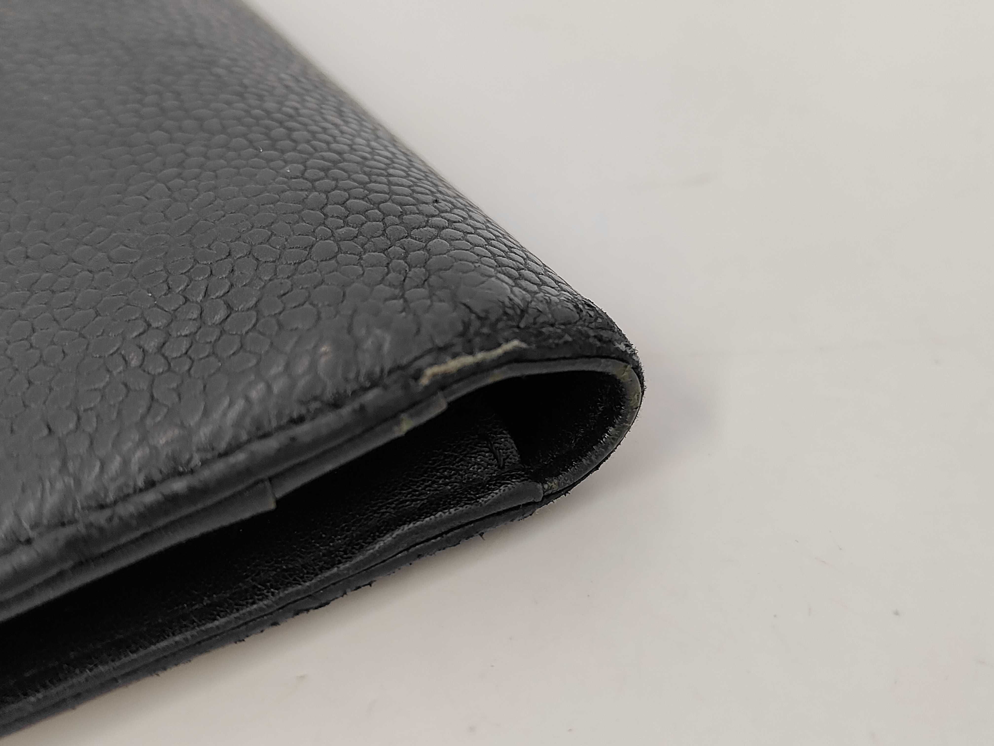 Bi-fold Long Wallet Coco Mark Caviar Leather Black Wallet — view 4