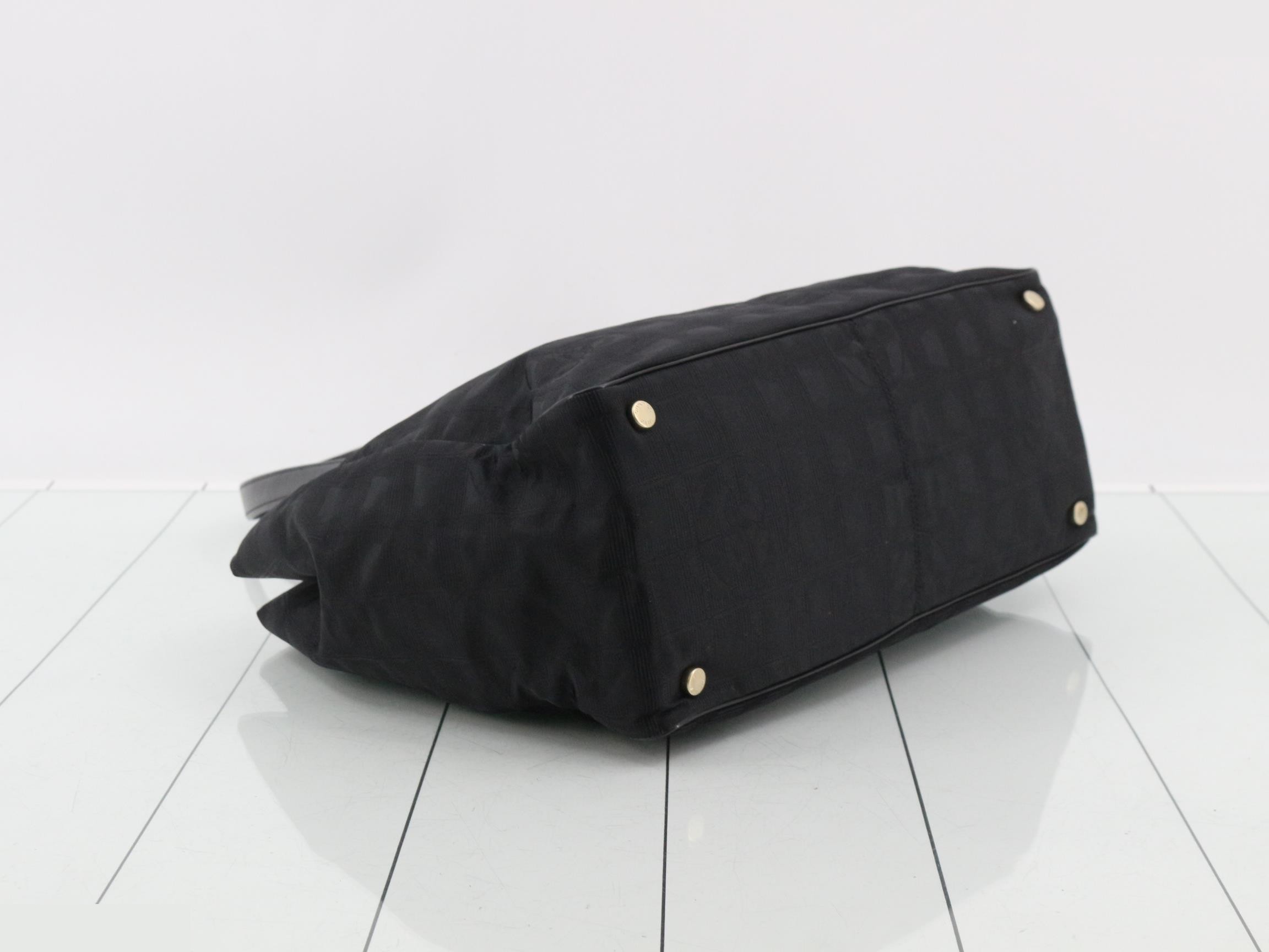 New Travel Line (Bags) - Tote Bag — view 5