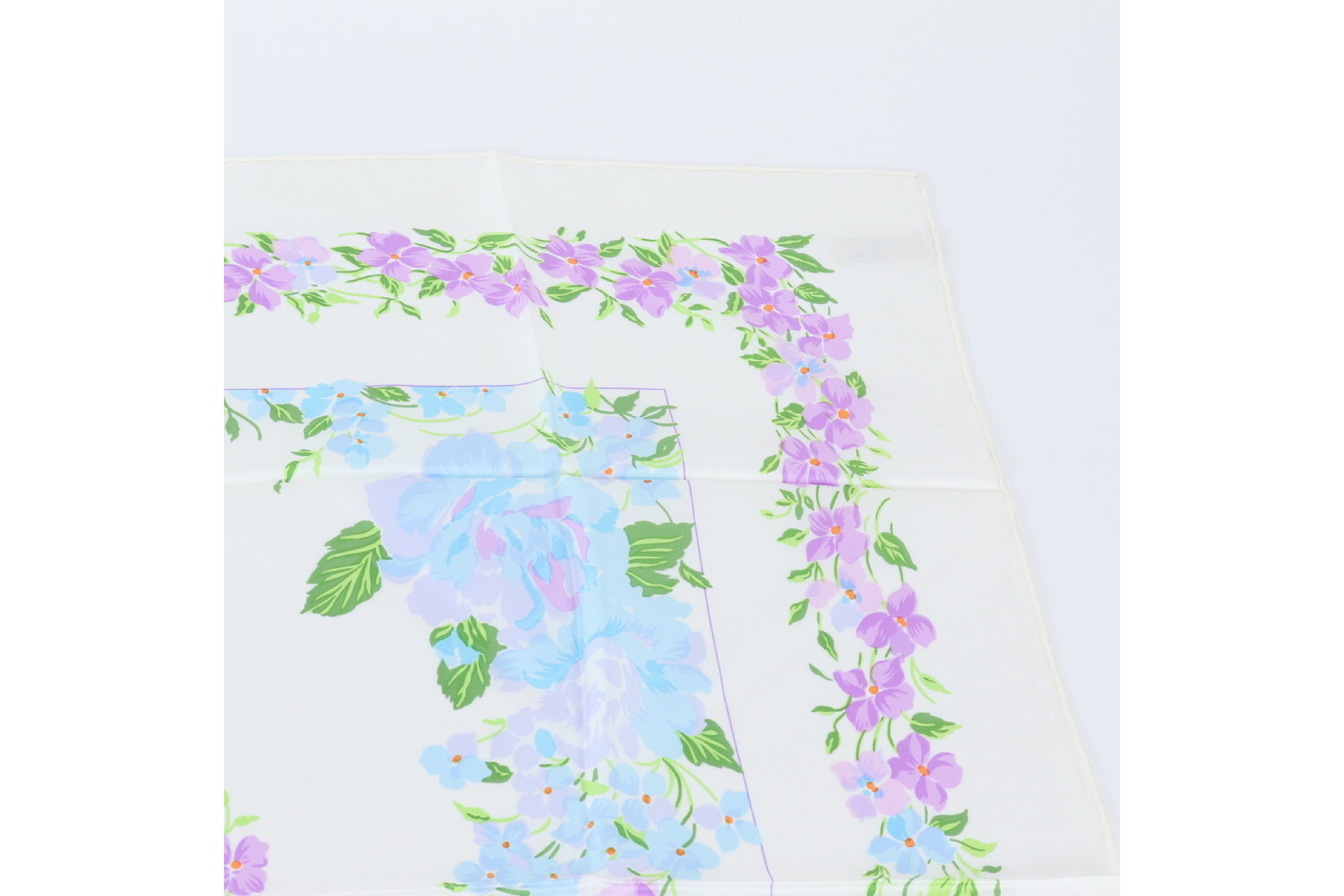 tag attached, 100% silk scarf, other accessories. — view 4