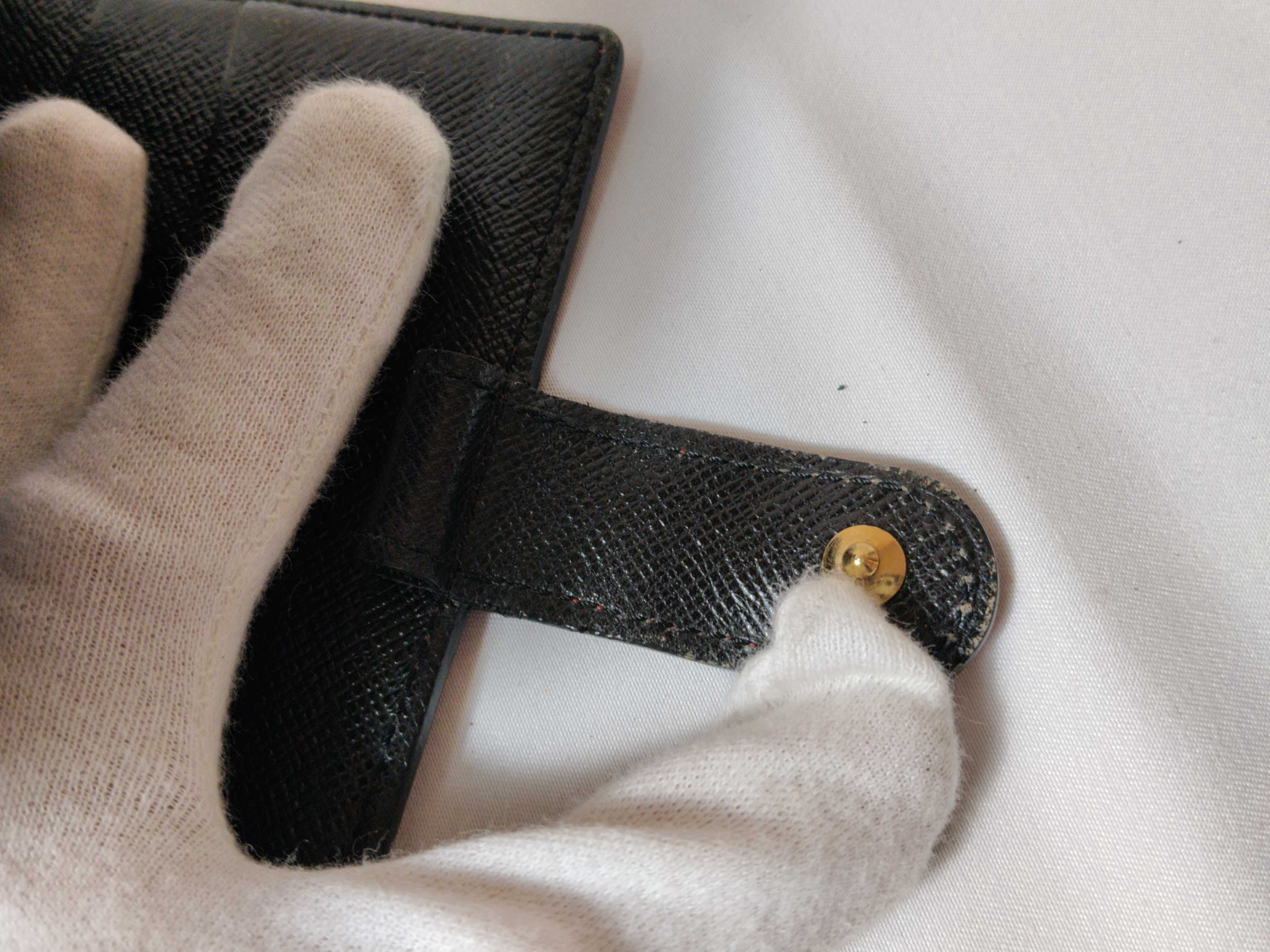 Epi Portefeuille Compact Card Case — view 10