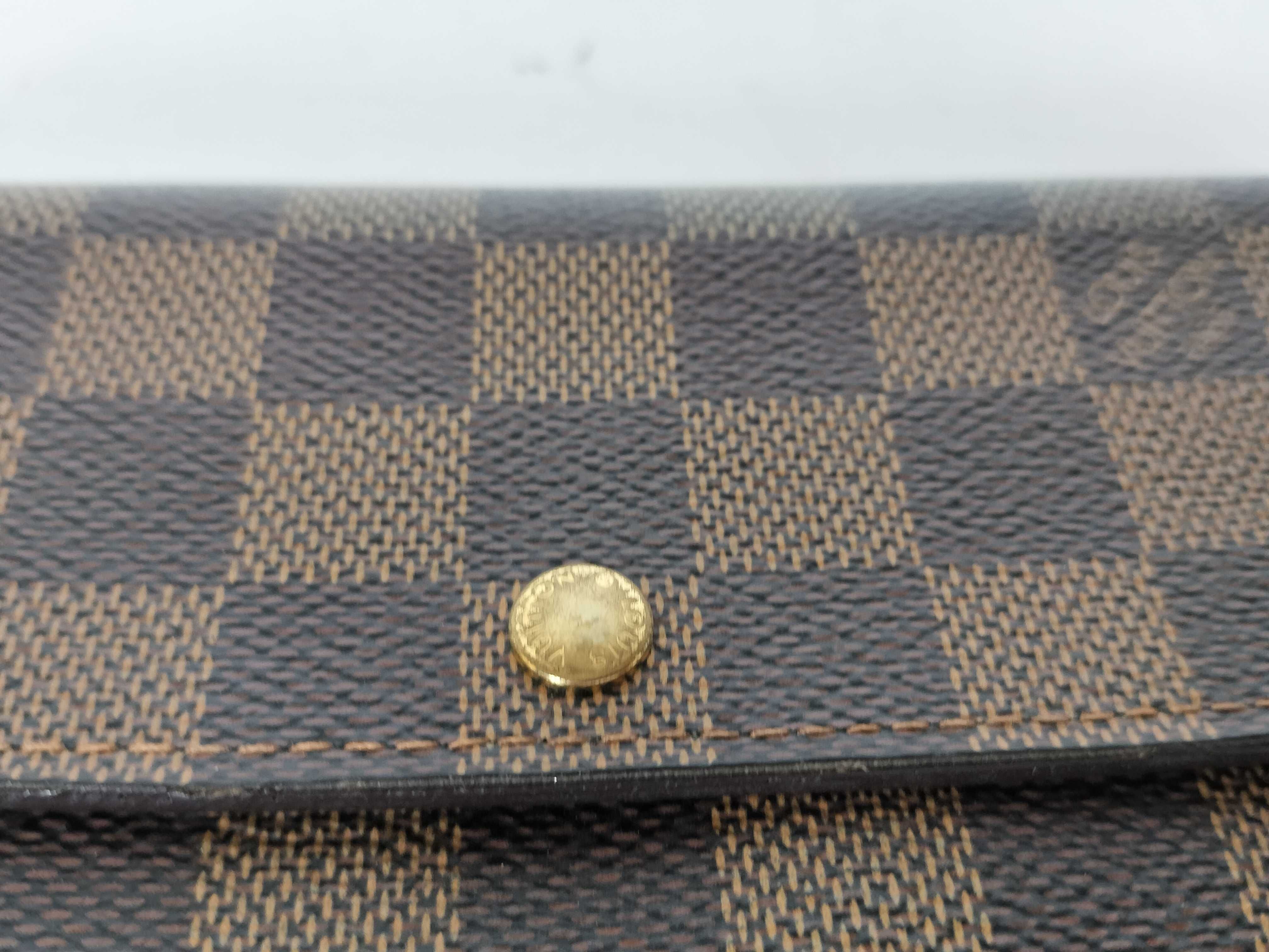 Damier Vuitton Damier Sarah CA0075 Wallet — view 7