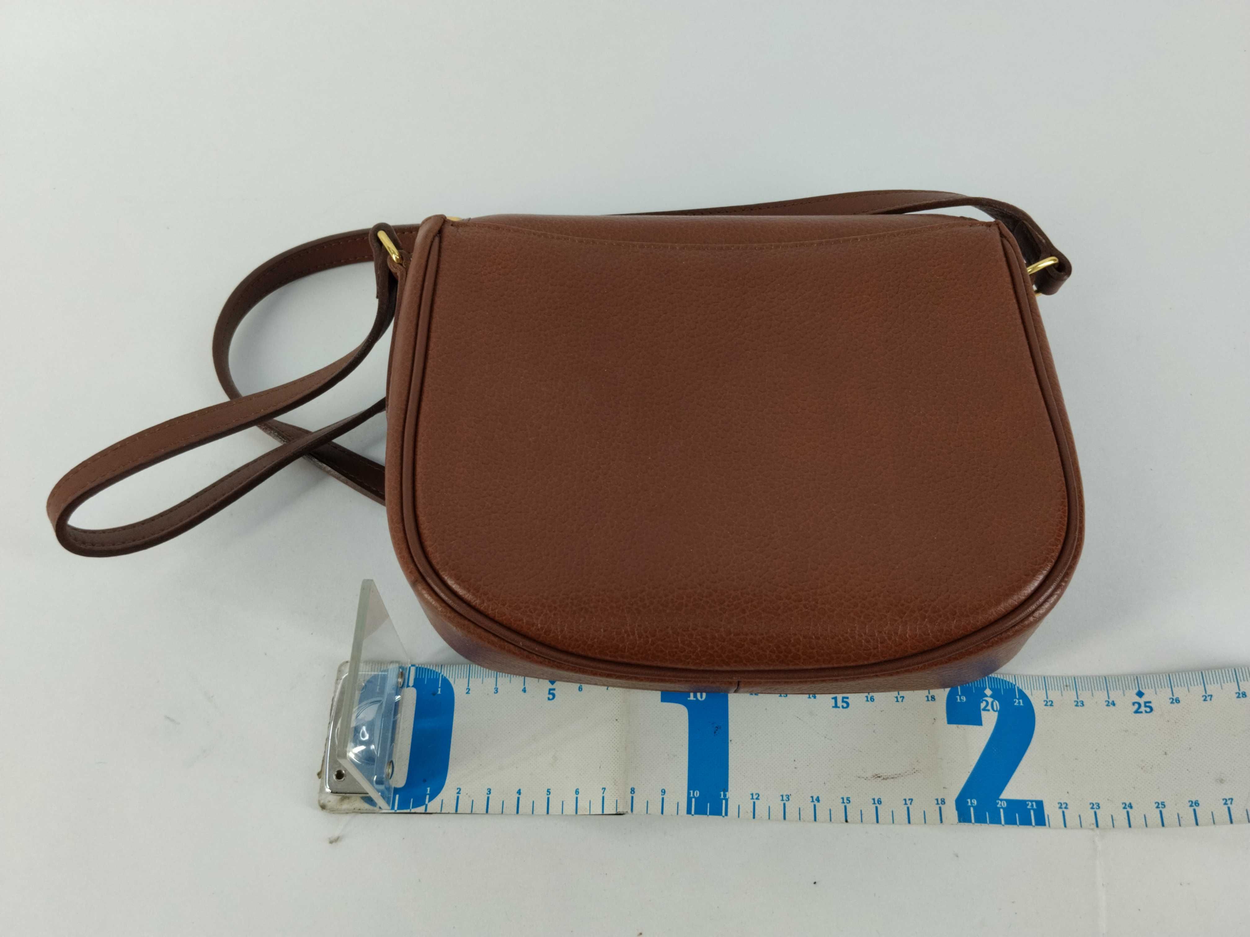 logo embossed shoulder bag — view 2