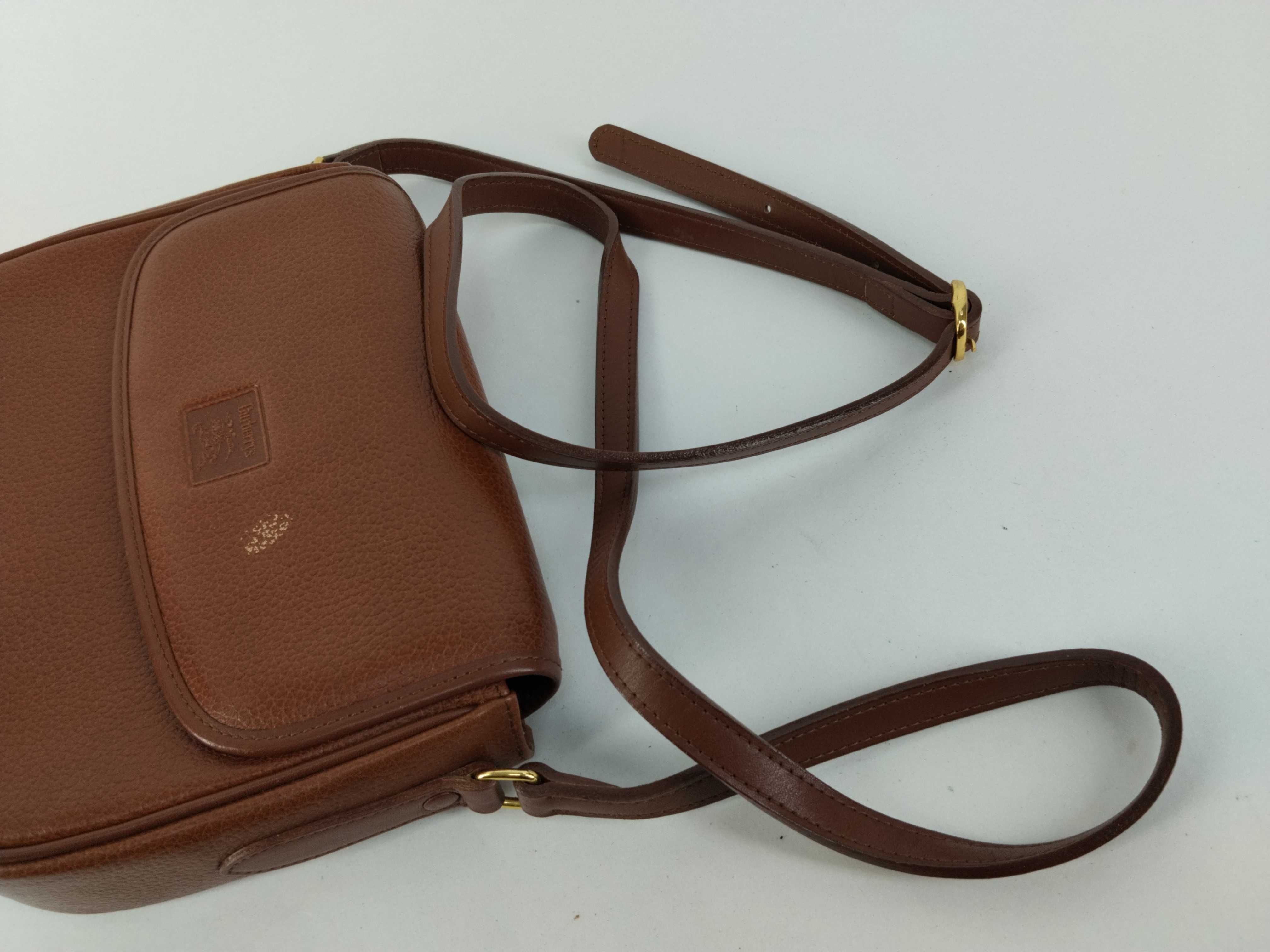 logo embossed shoulder bag — view 3