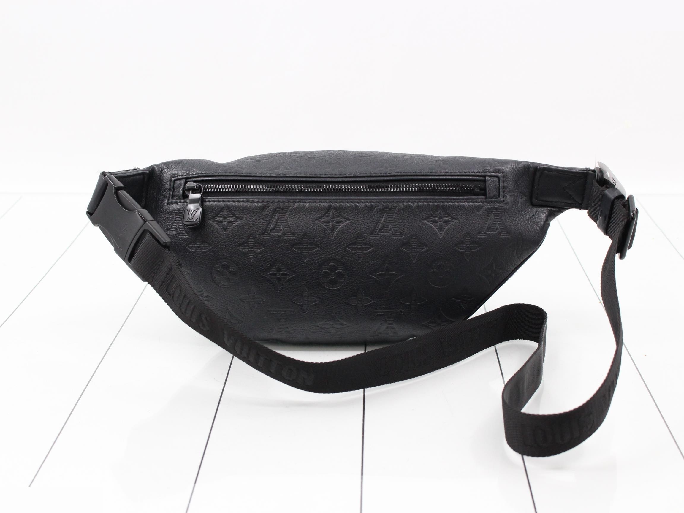 M46036 Monogram Shadow Discovery Bumbag PM — view 2