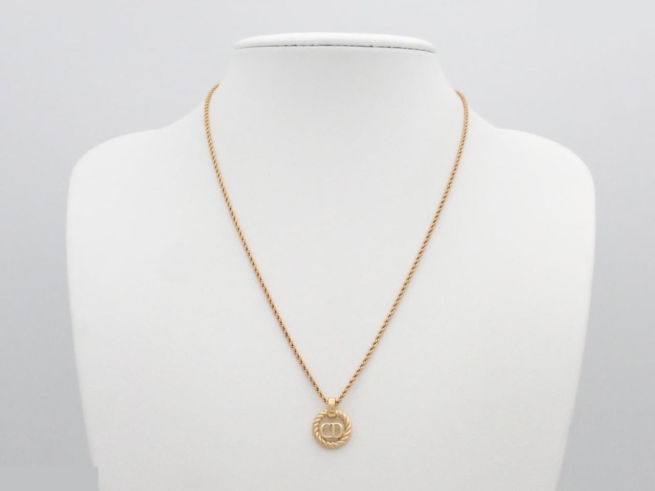 Gold chain, approximately 44 cm — view 3