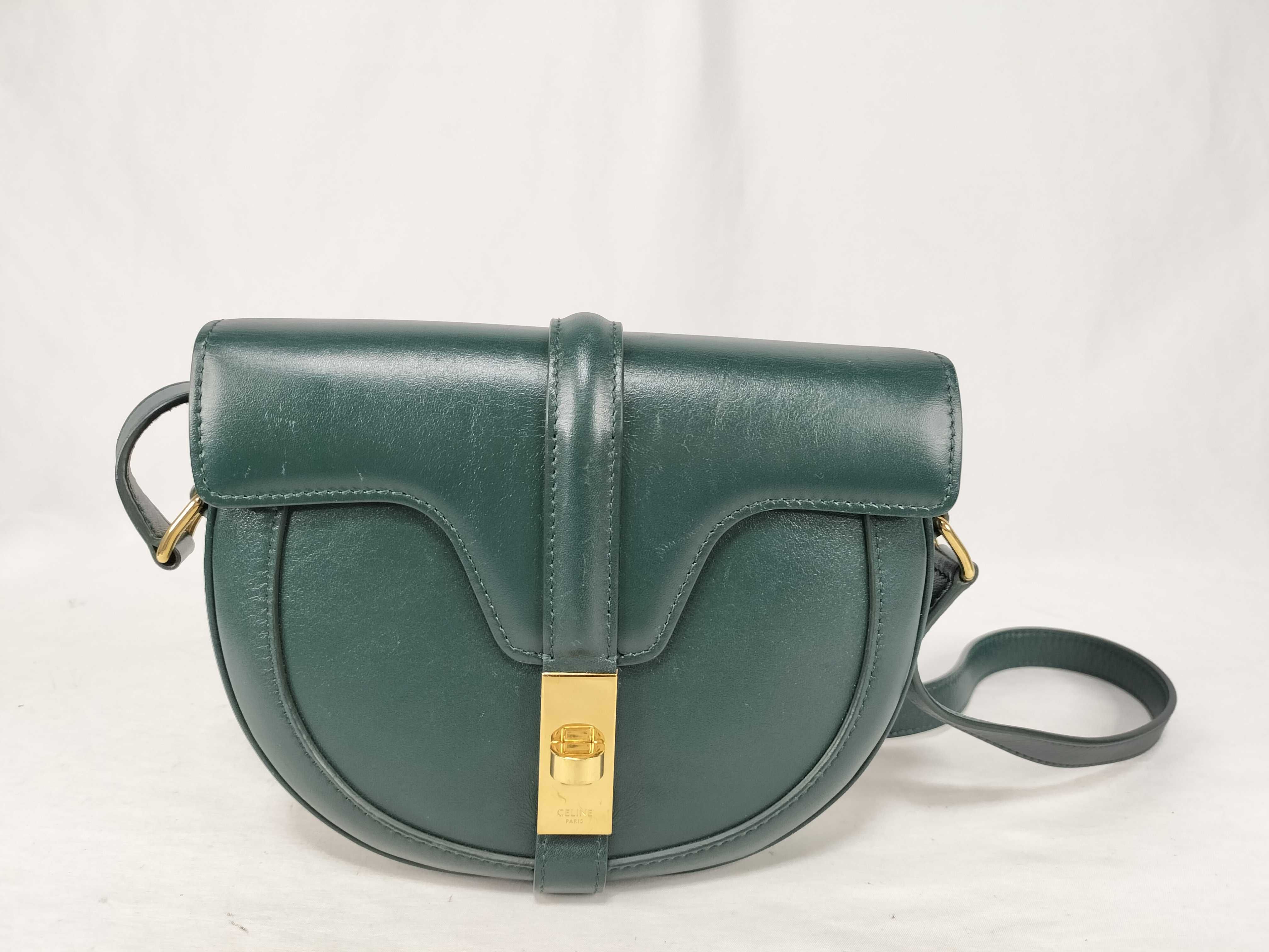 Small Besace 16 Seize 188013 Green Box Calf Shoulder Bag