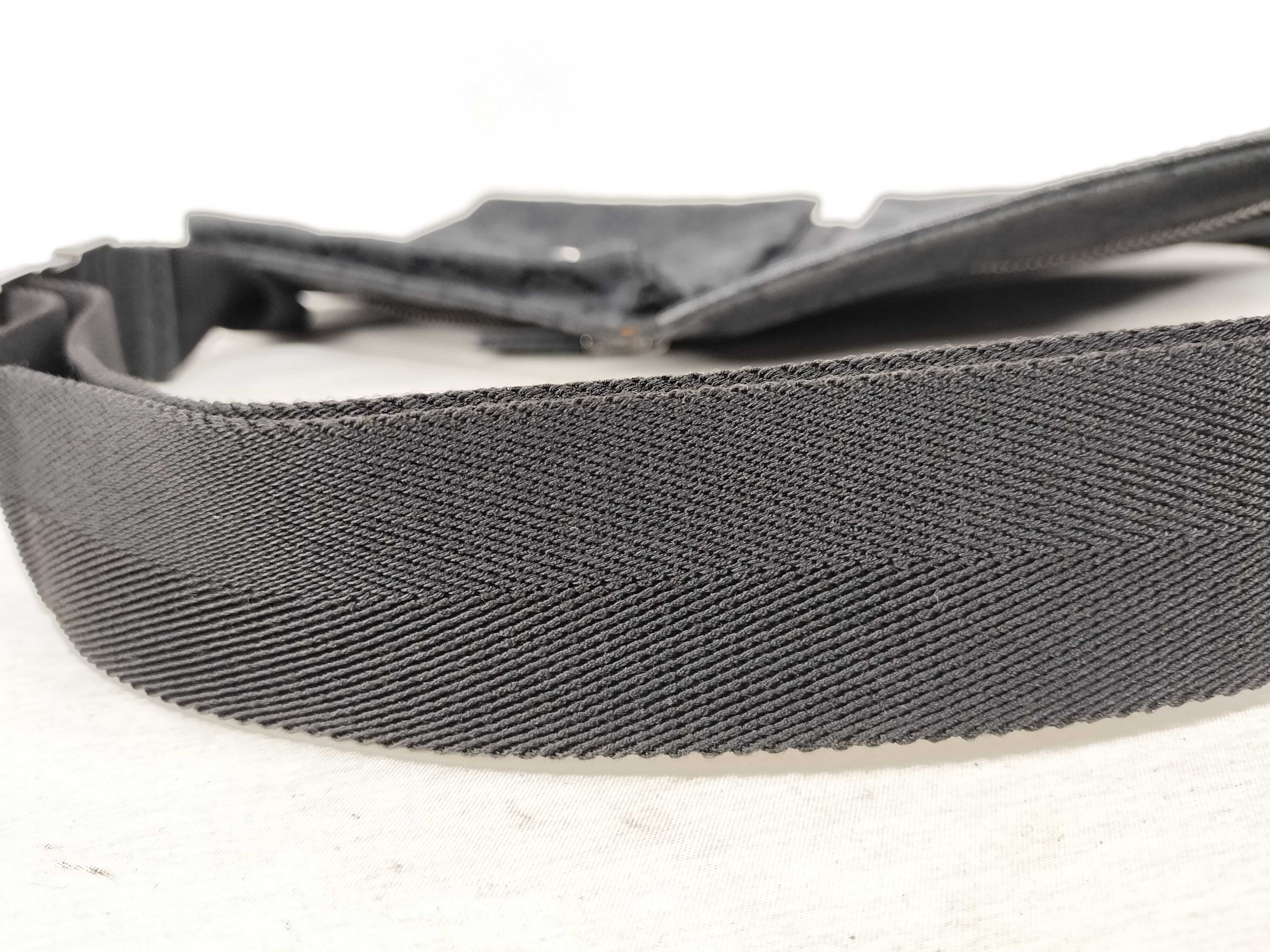 GG Canvas Waist Bag, Black — view 4