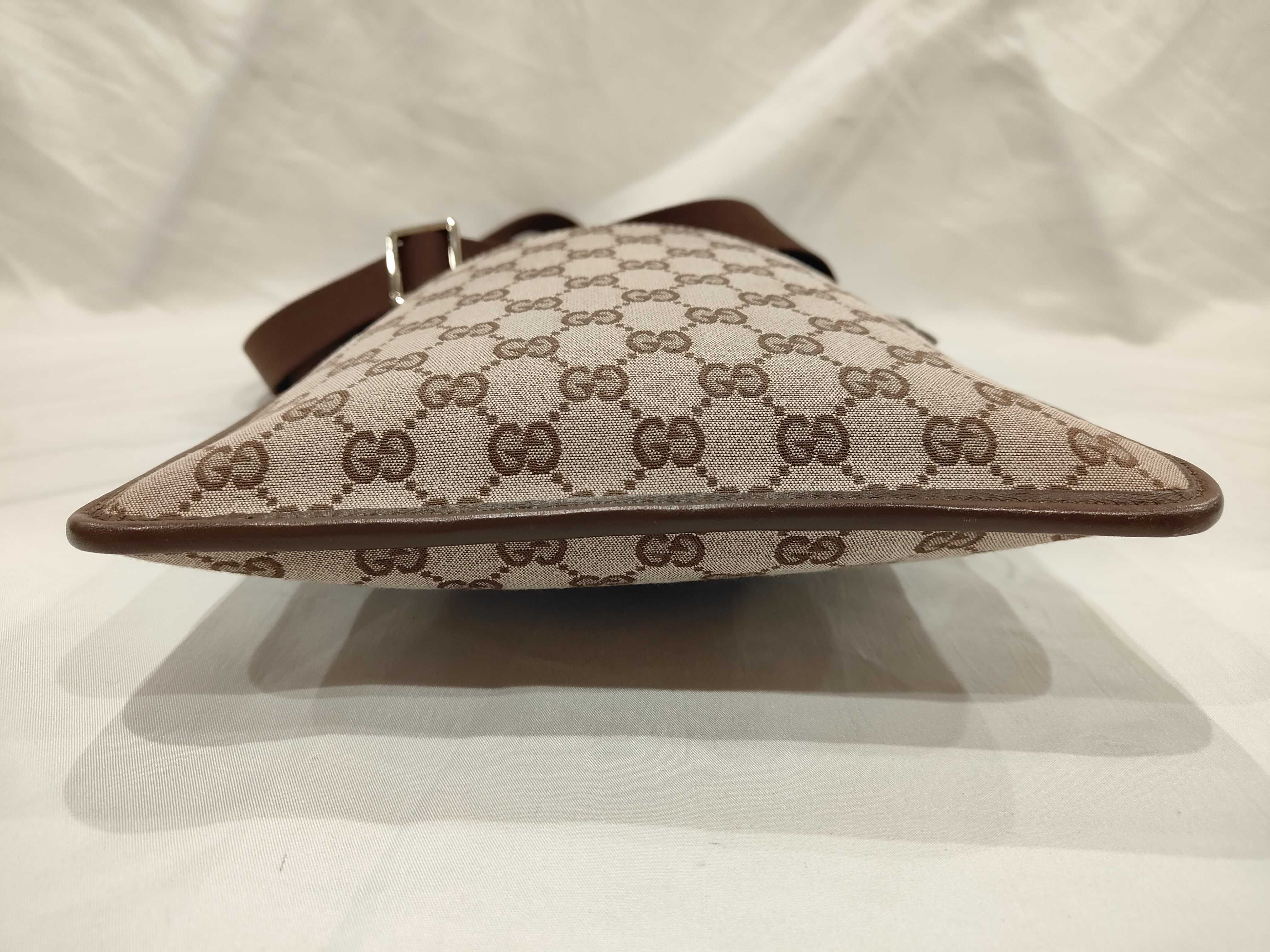 GG Canvas Shoulder Bag (No Gusset) — view 3