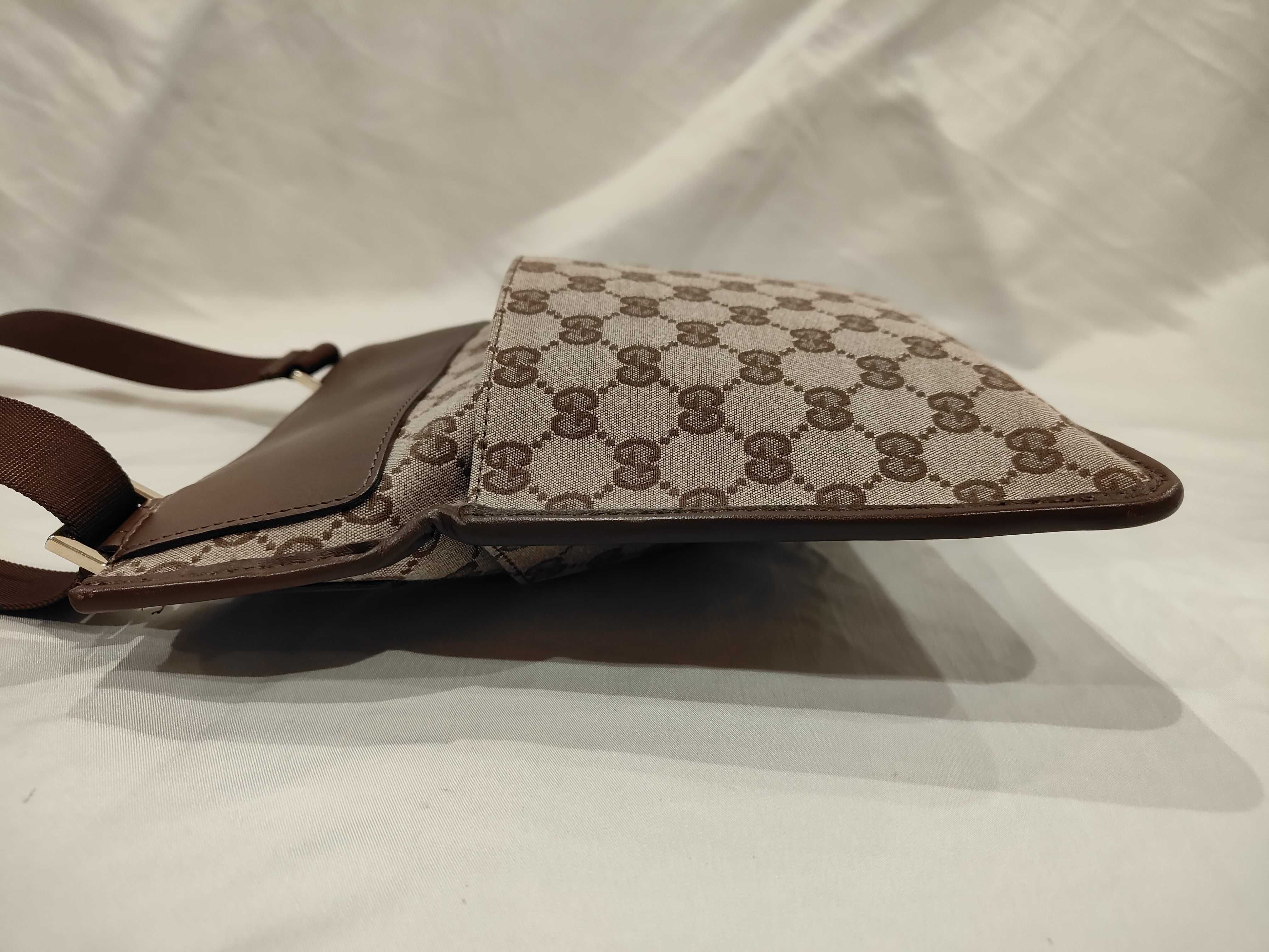 GG Canvas Shoulder Bag (No Gusset) — view 5
