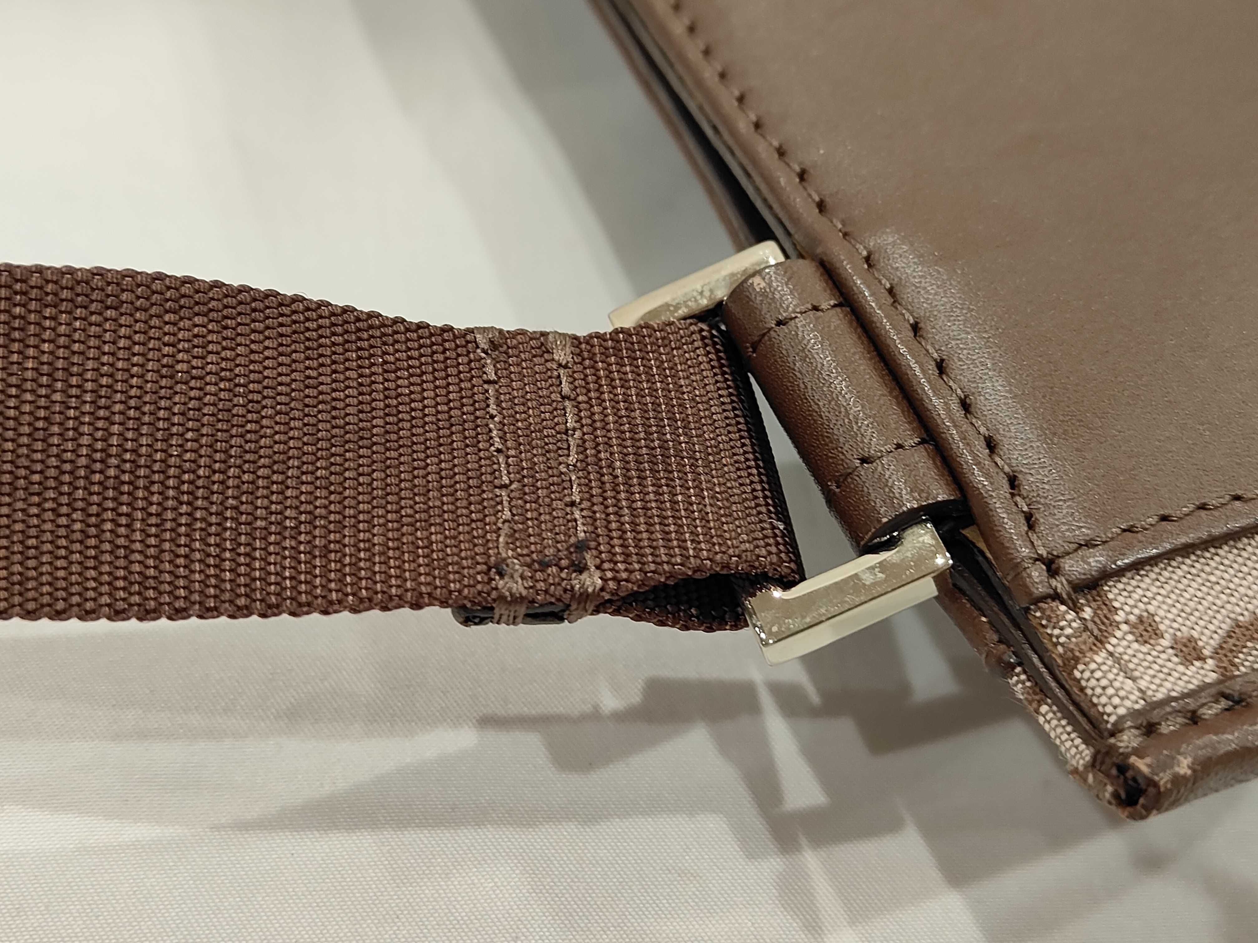 GG Canvas Shoulder Bag (No Gusset) — view 8